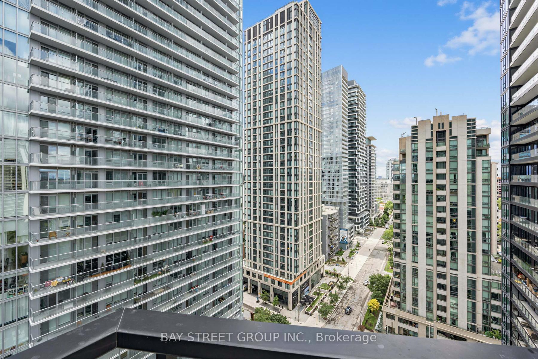 Photo 22 of Unit 1602, 110 Broadway Avenue, Toronto, Mount Pleasant West — HOMEH
