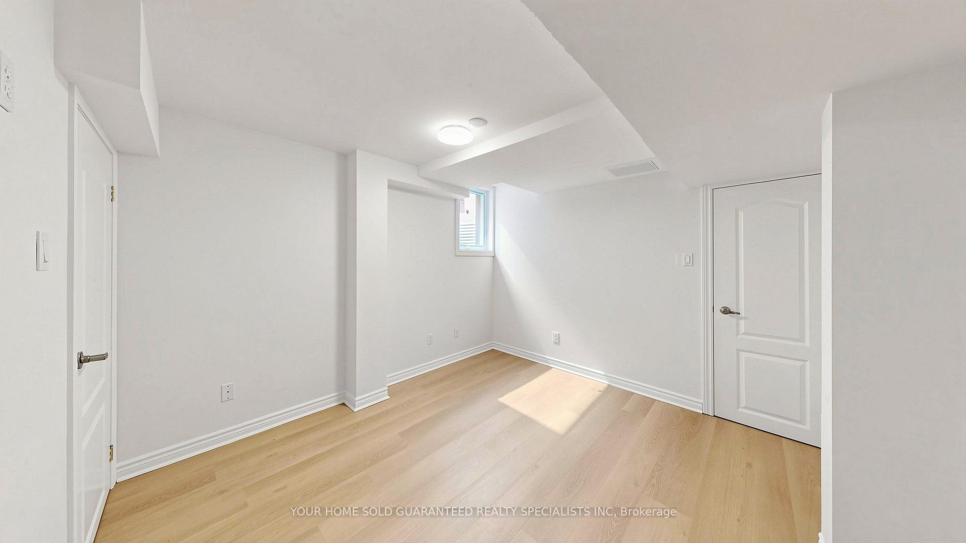 Photo 14 of Unit Lower Unit, 235 Caproni Drive, Vaughan, Maple — HOMEH