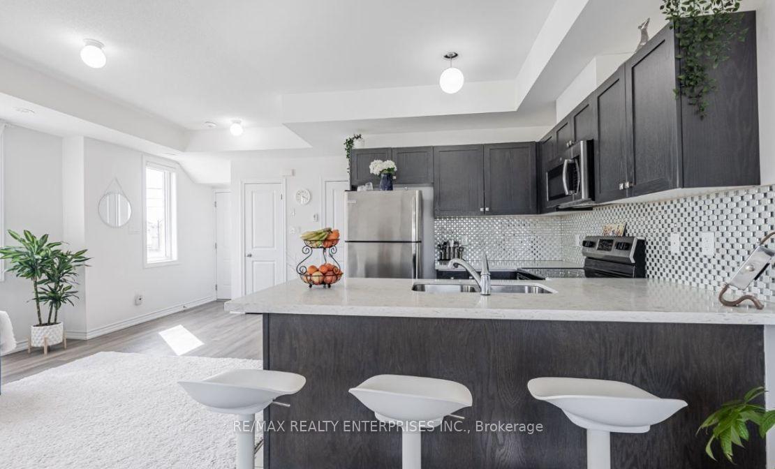 Photo 8 of Unit 101, 1725 Adirondack Chase, Pickering, Duffin Heights — HOMEH