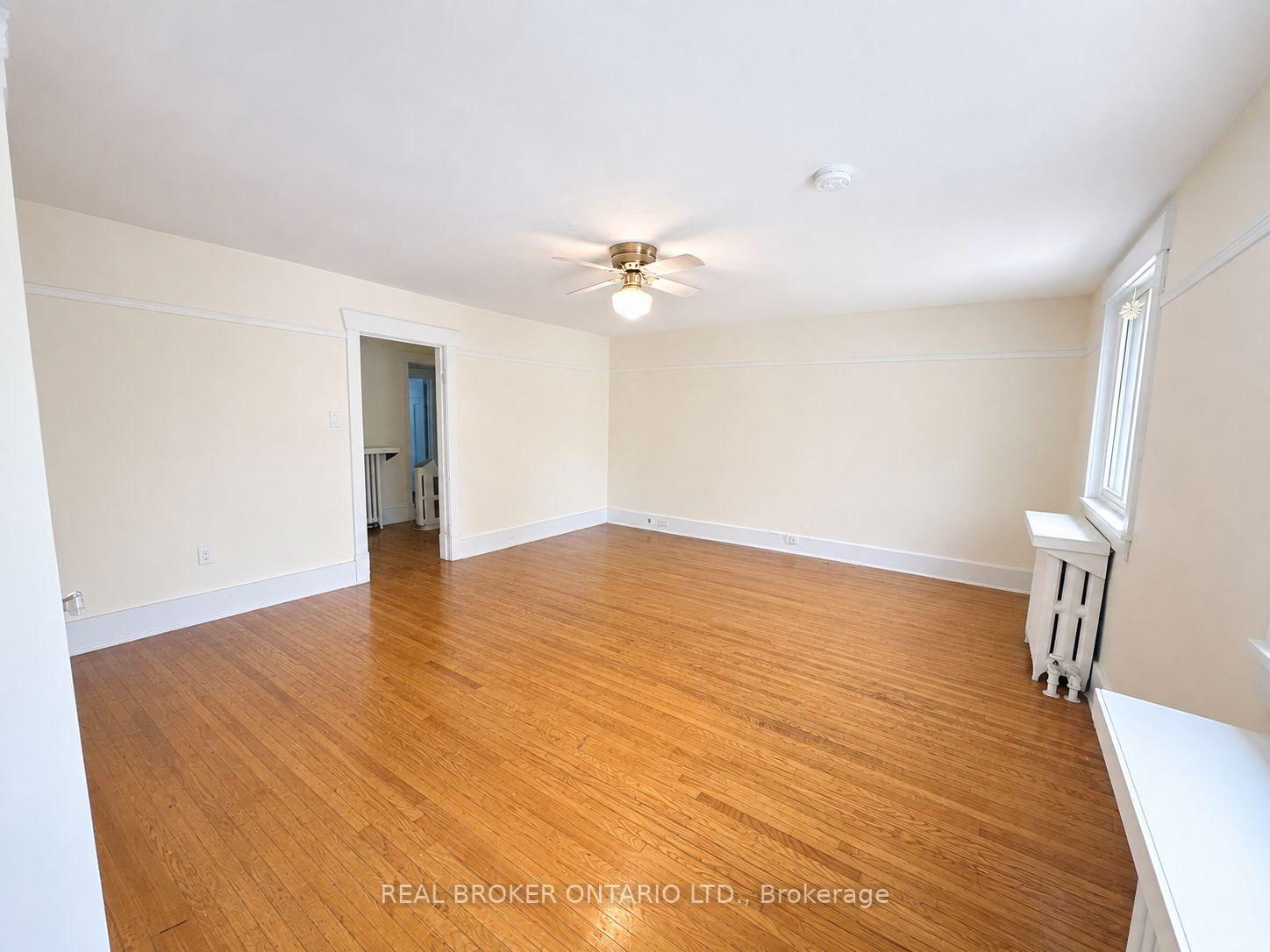 Photo 4 of Unit #2, 45 Fairleigh Crescent, Hamilton, St. Clair — HOMEH