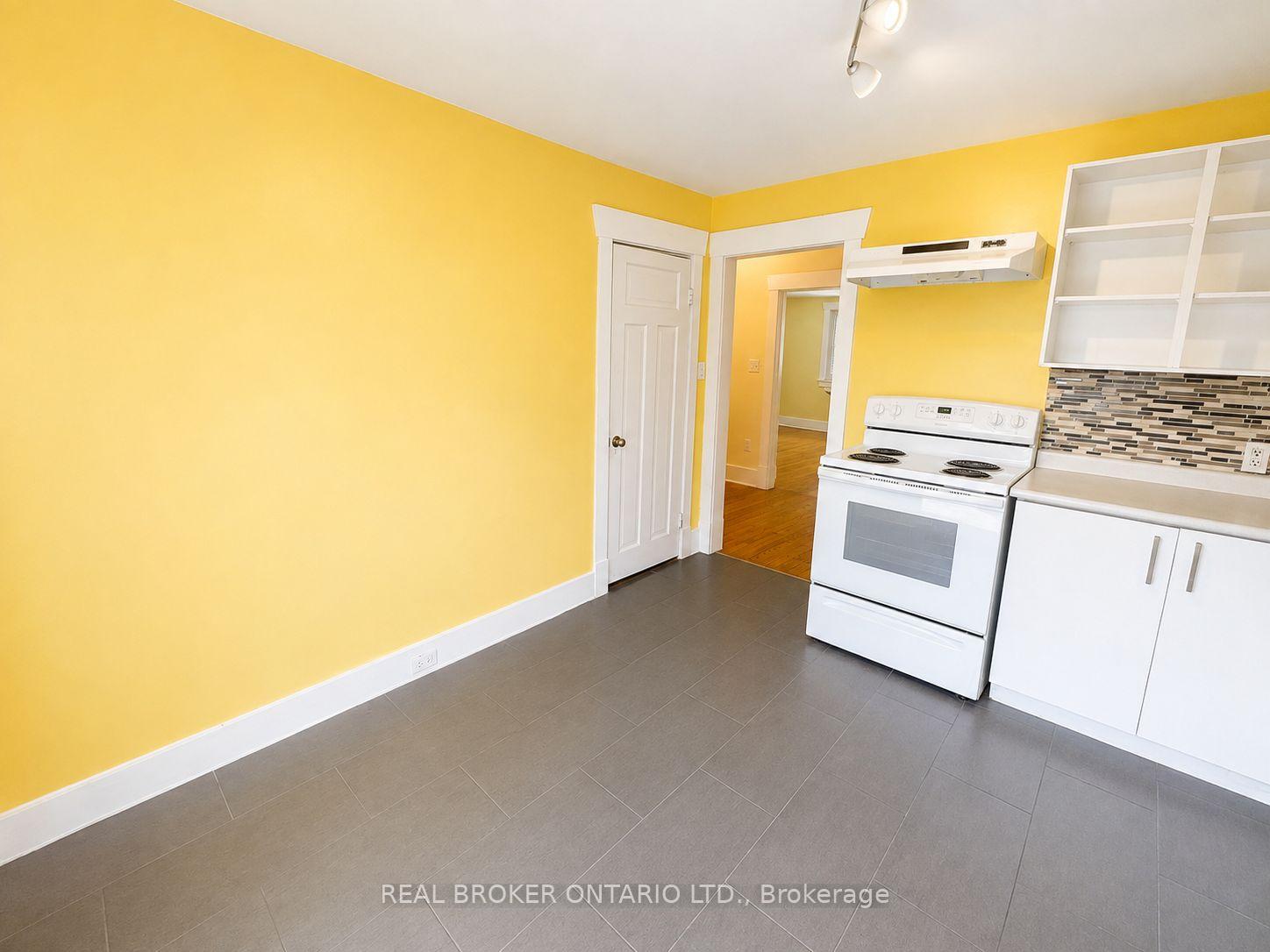 Photo 7 of Unit #2, 45 Fairleigh Crescent, Hamilton, St. Clair — HOMEH