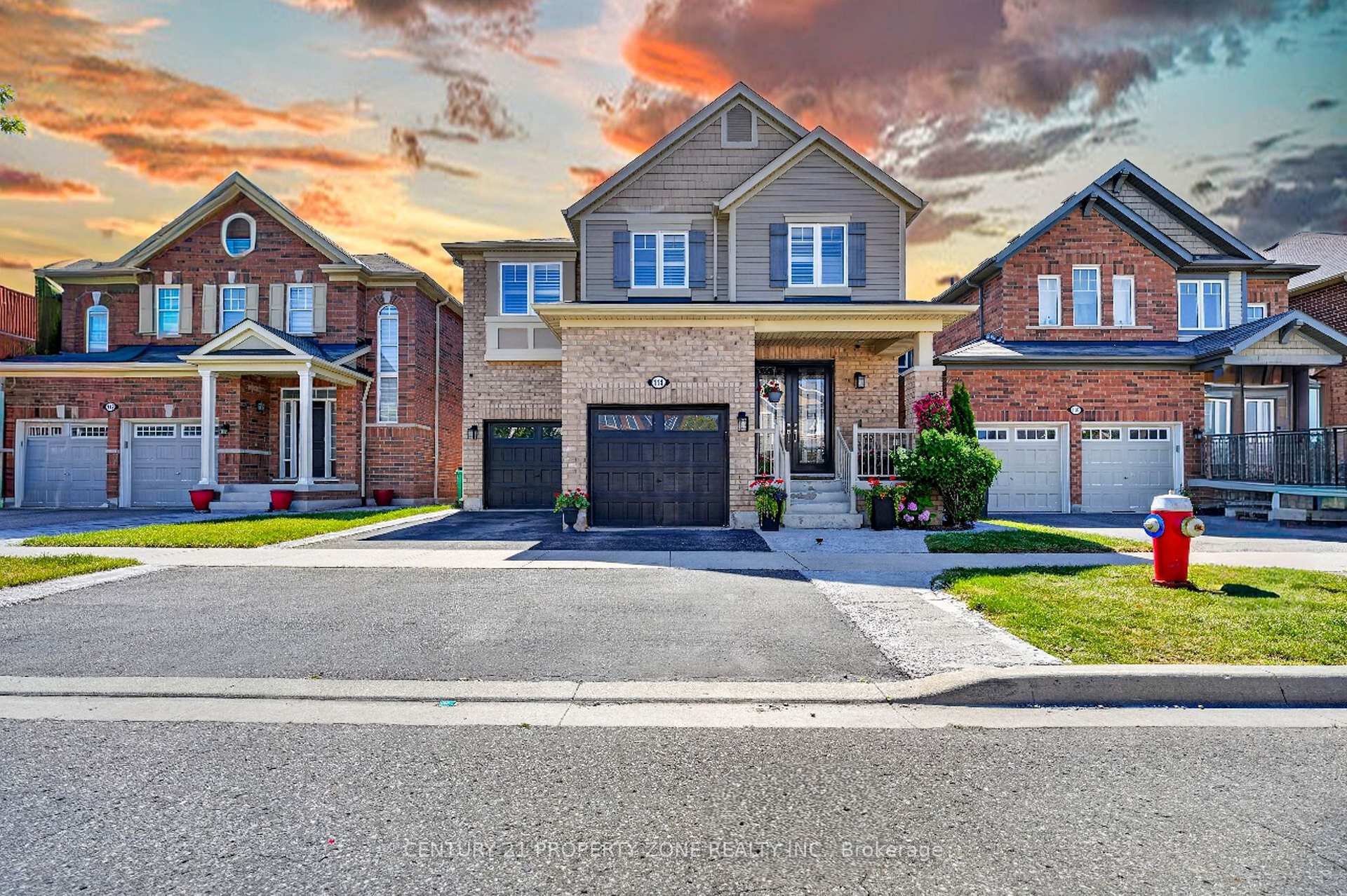 Photo 2 of 114 Mincing Trail, Brampton, Northwest Brampton — HOMEH