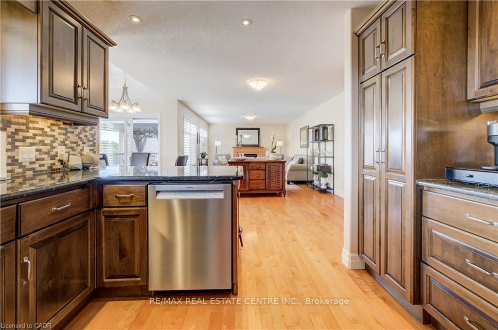 Photo 21 of 135 Gerber Meadows Drive, Wellesley — HOMEH