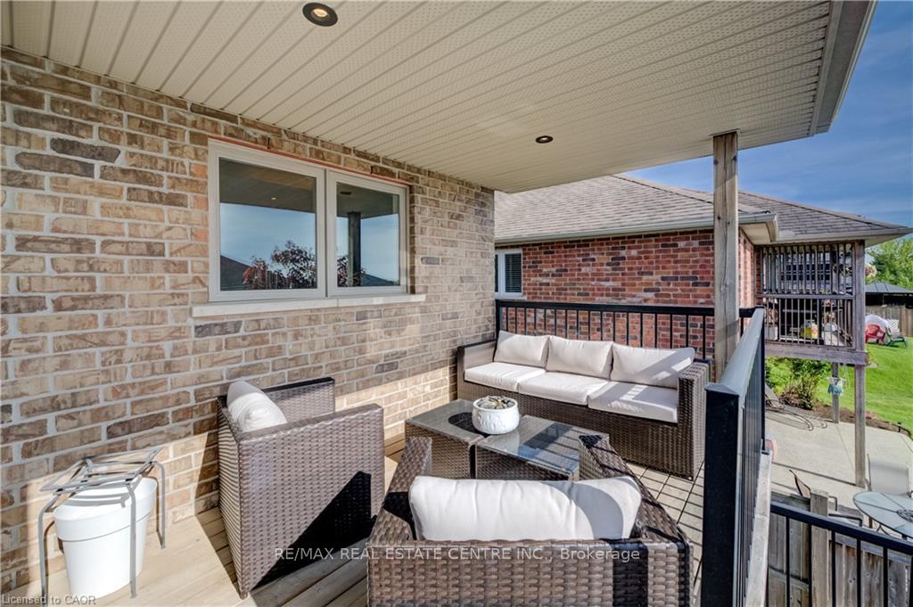 Photo 47 of 135 Gerber Meadows Drive, Wellesley — HOMEH