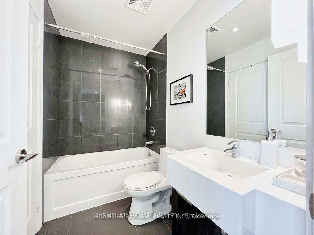 Photo 14 of Unit 3709, 8 The Esplanade, Toronto, Waterfront Communities — HOMEH