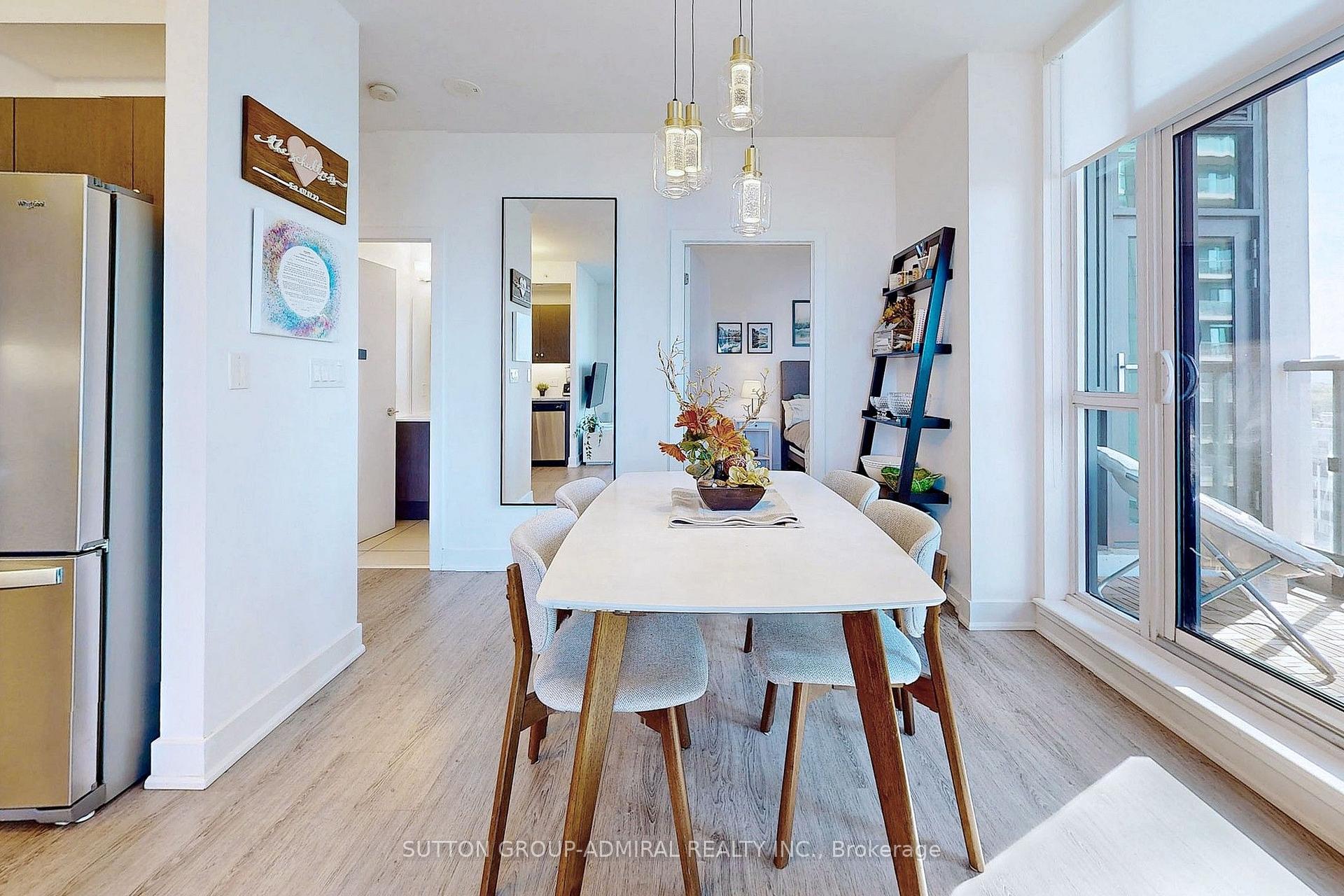 Photo 3 of Unit 907, 1486 Bathurst Street, Toronto, Humewood-Cedarvale — HOMEH