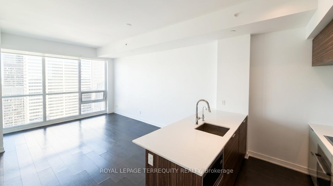 Photo 3 of Unit 4707, 88 Scott Street, Toronto, Church-Yonge Corridor — HOMEH