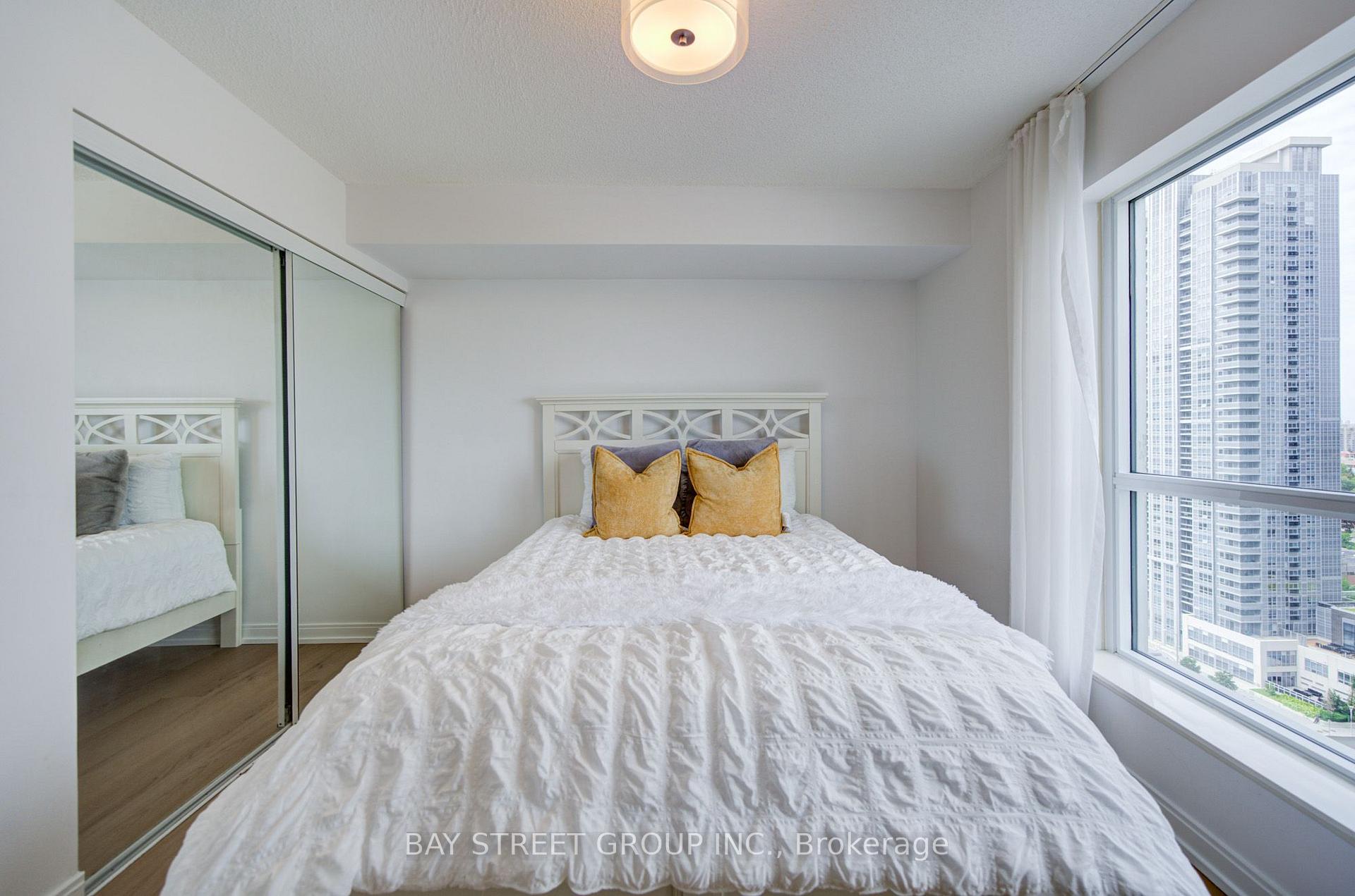Photo 13 of Unit 1908, 151 Village Green Square, Scarborough, Agincourt South-Malvern West — HOMEH