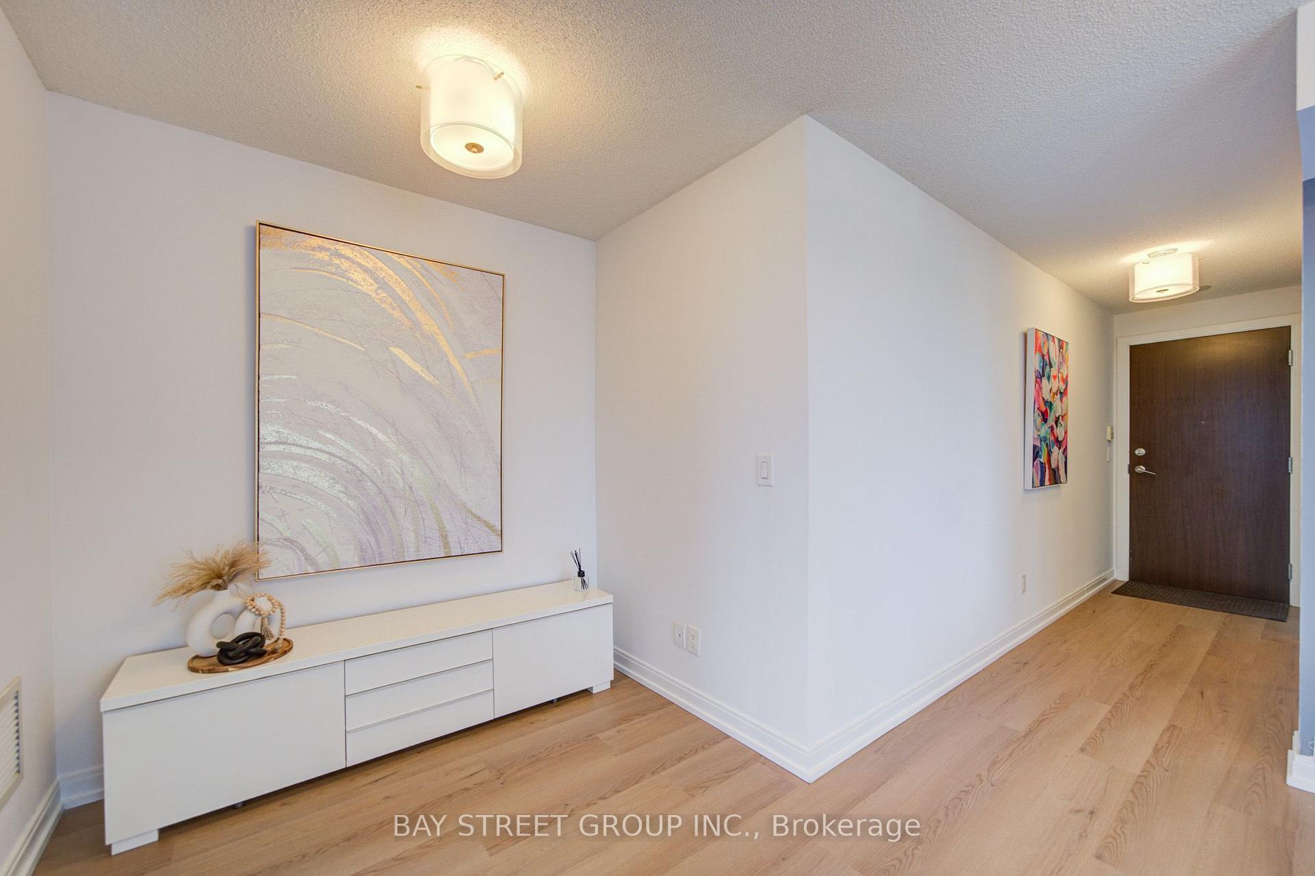 Photo 17 of Unit 1908, 151 Village Green Square, Scarborough, Agincourt South-Malvern West — HOMEH