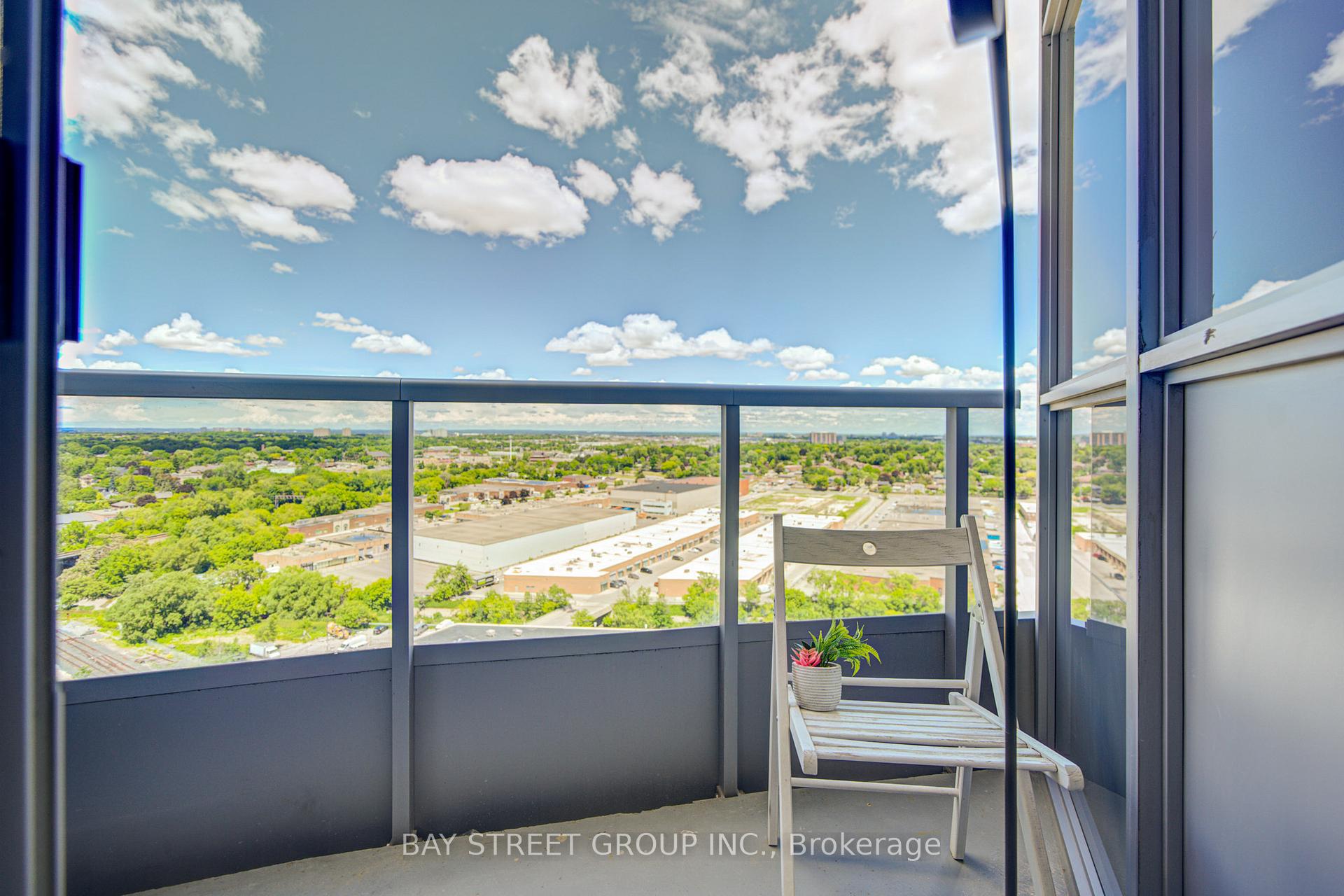 Photo 32 of Unit 1908, 151 Village Green Square, Scarborough, Agincourt South-Malvern West — HOMEH