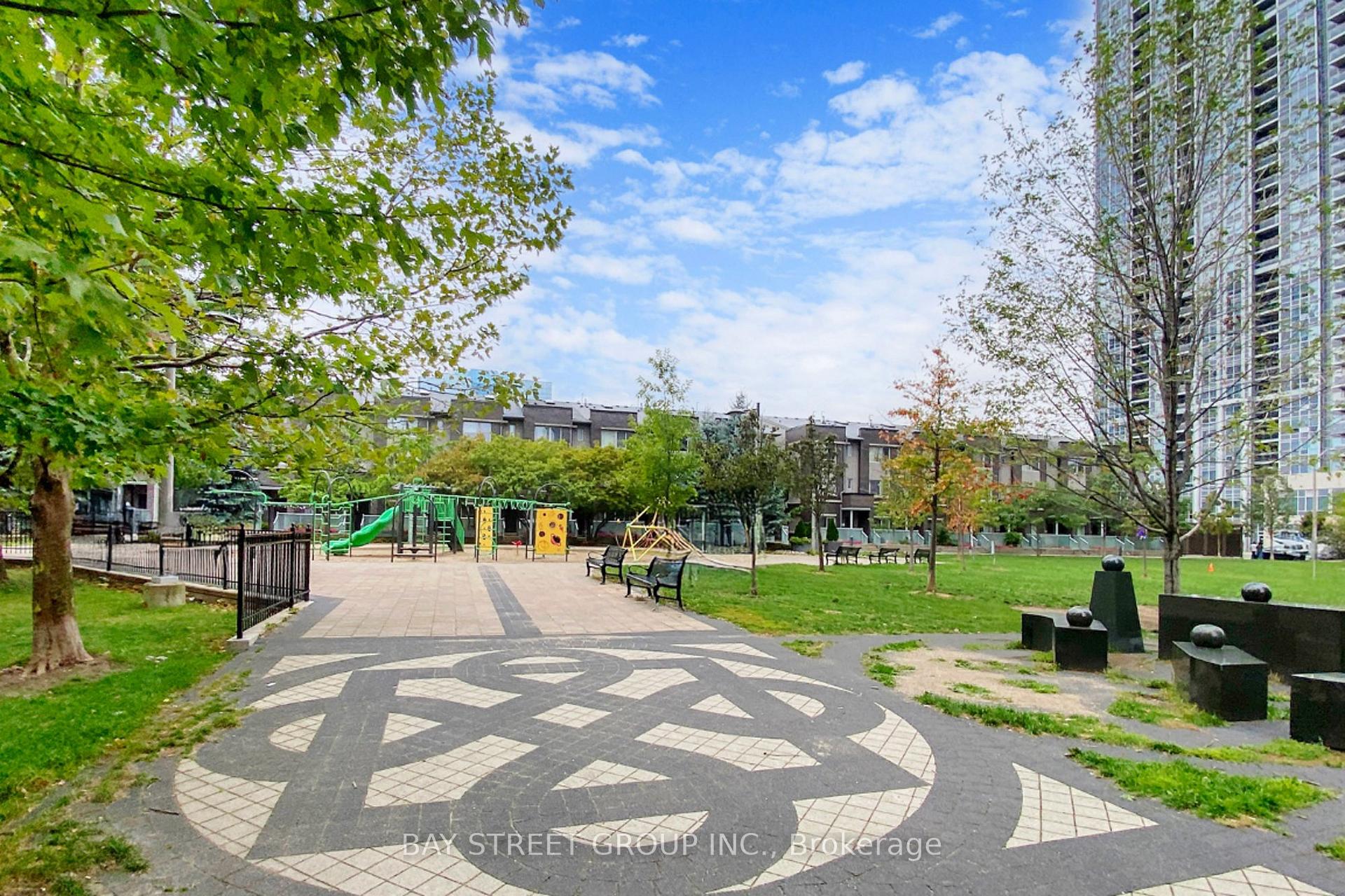 Photo 47 of Unit 1908, 151 Village Green Square, Scarborough, Agincourt South-Malvern West — HOMEH