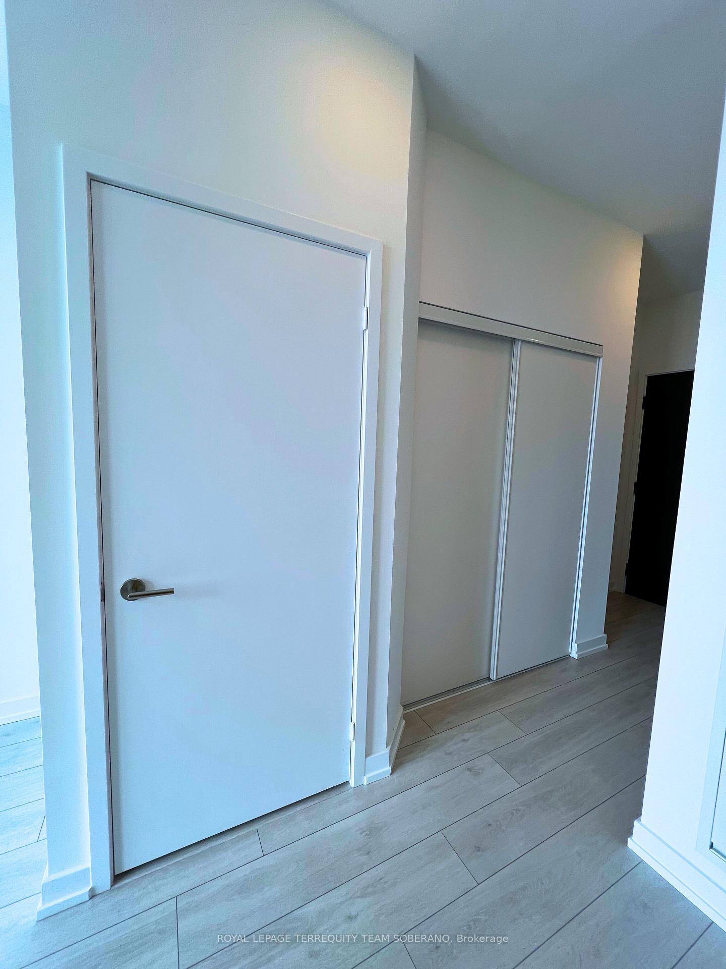 Photo 6 of Unit 21, 500 Dupont Street, Toronto, The Annex — HOMEH