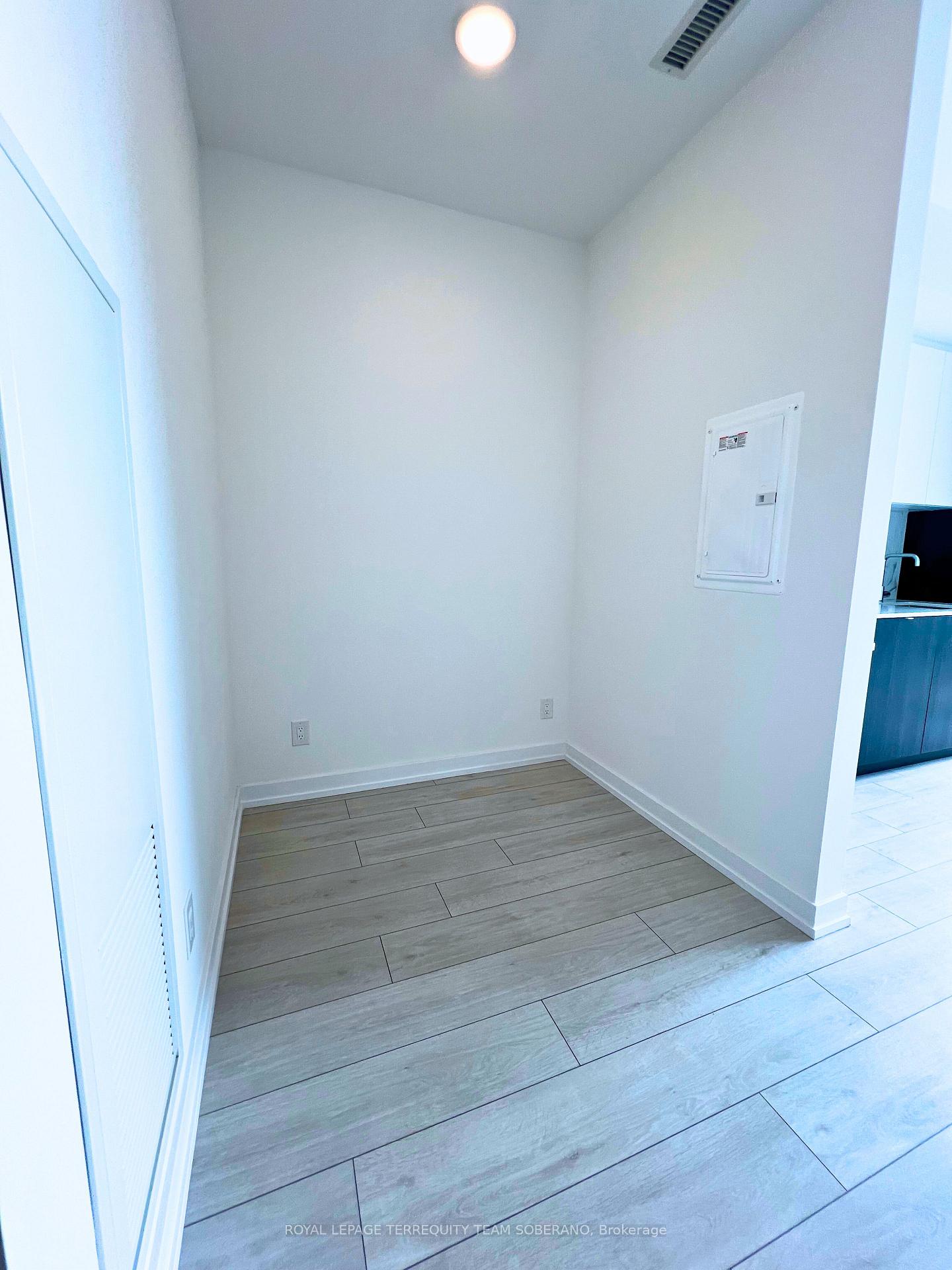 Photo 8 of Unit 21, 500 Dupont Street, Toronto, The Annex — HOMEH