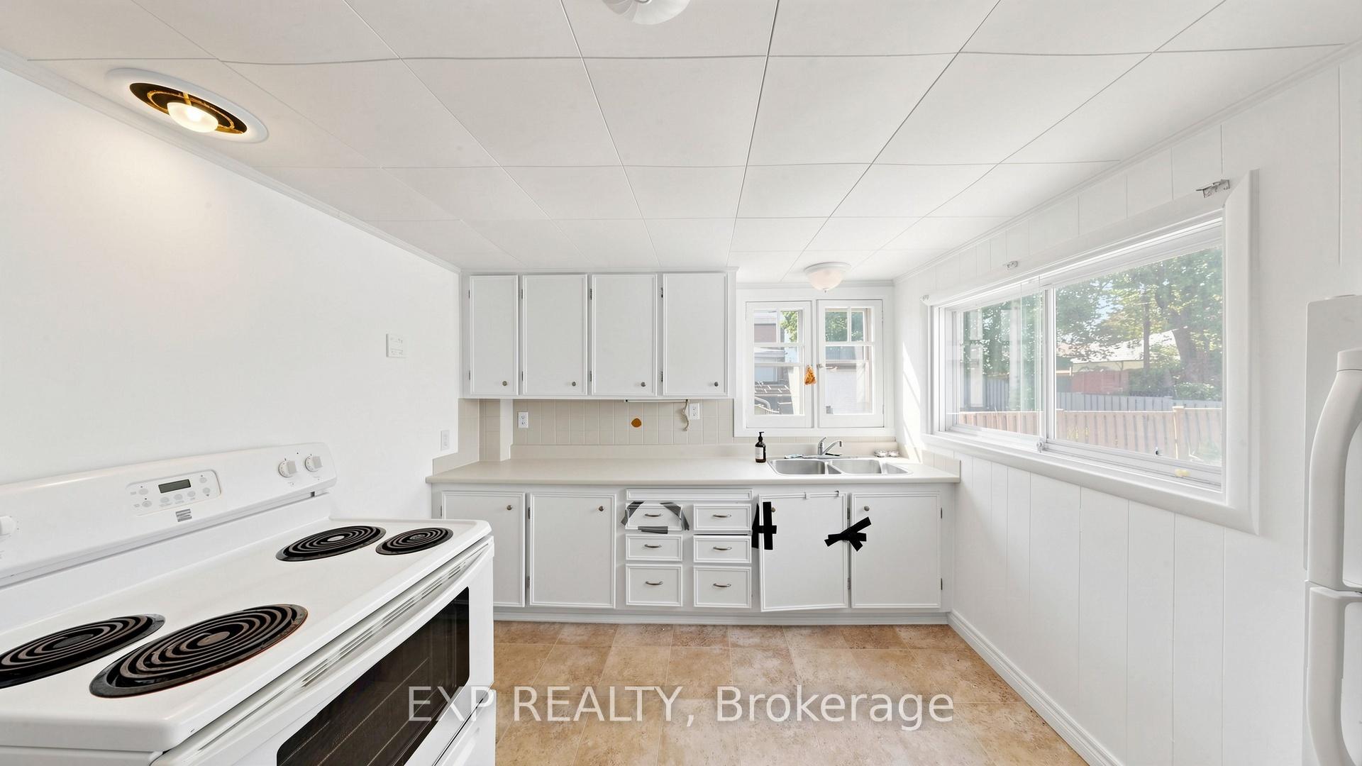 Photo 9 of 546 Park Road S, Oshawa, Vanier — HOMEH