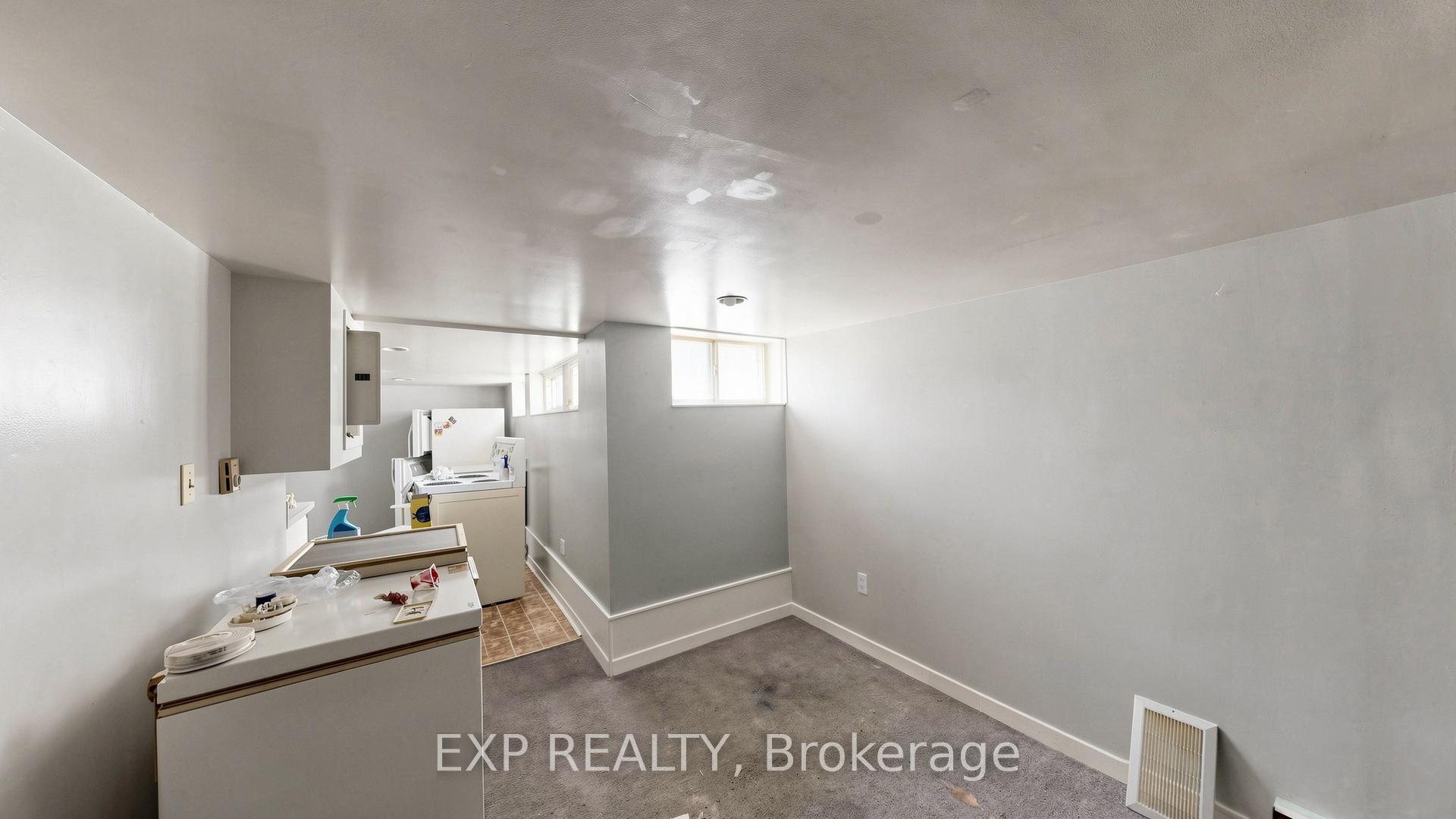 Photo 31 of 546 Park Road S, Oshawa, Vanier — HOMEH