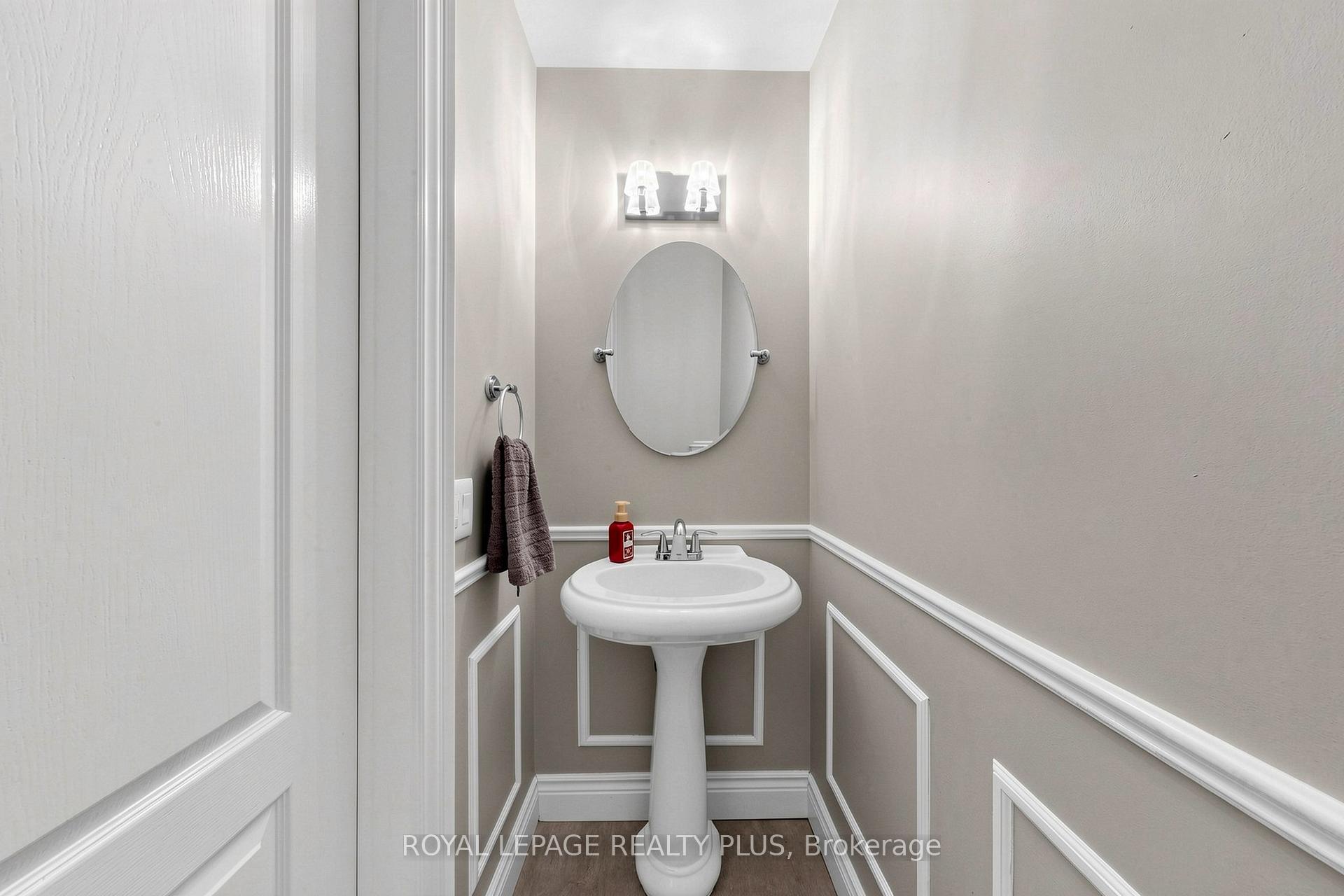 Photo 16 of 239 Westfield Trail, Oakville, River Oaks — HOMEH