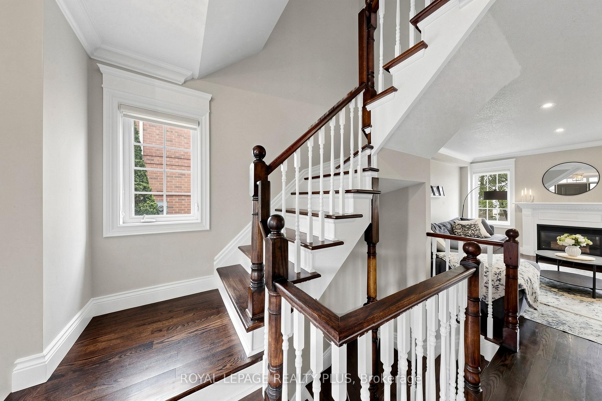 Photo 17 of 239 Westfield Trail, Oakville, River Oaks — HOMEH