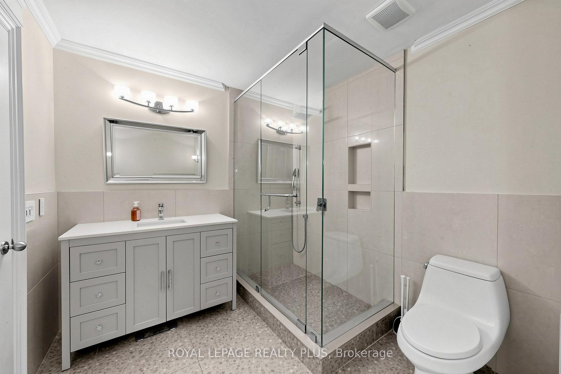 Photo 19 of 239 Westfield Trail, Oakville, River Oaks — HOMEH