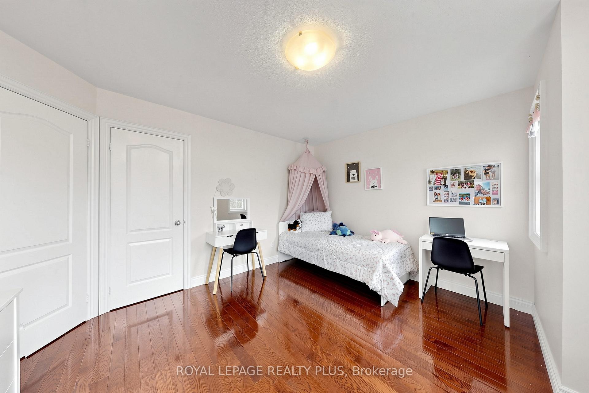 Photo 22 of 239 Westfield Trail, Oakville, River Oaks — HOMEH