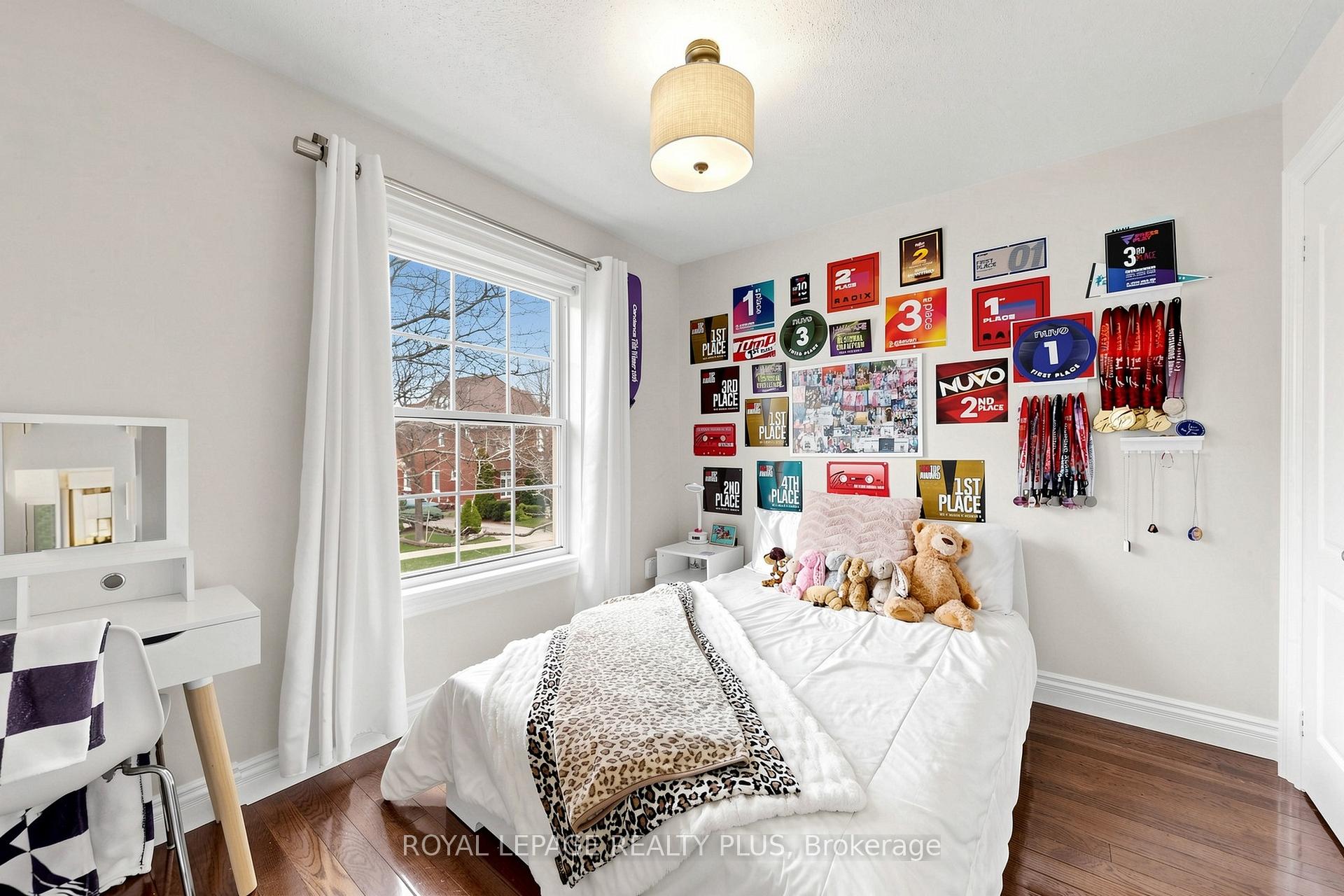 Photo 23 of 239 Westfield Trail, Oakville, River Oaks — HOMEH