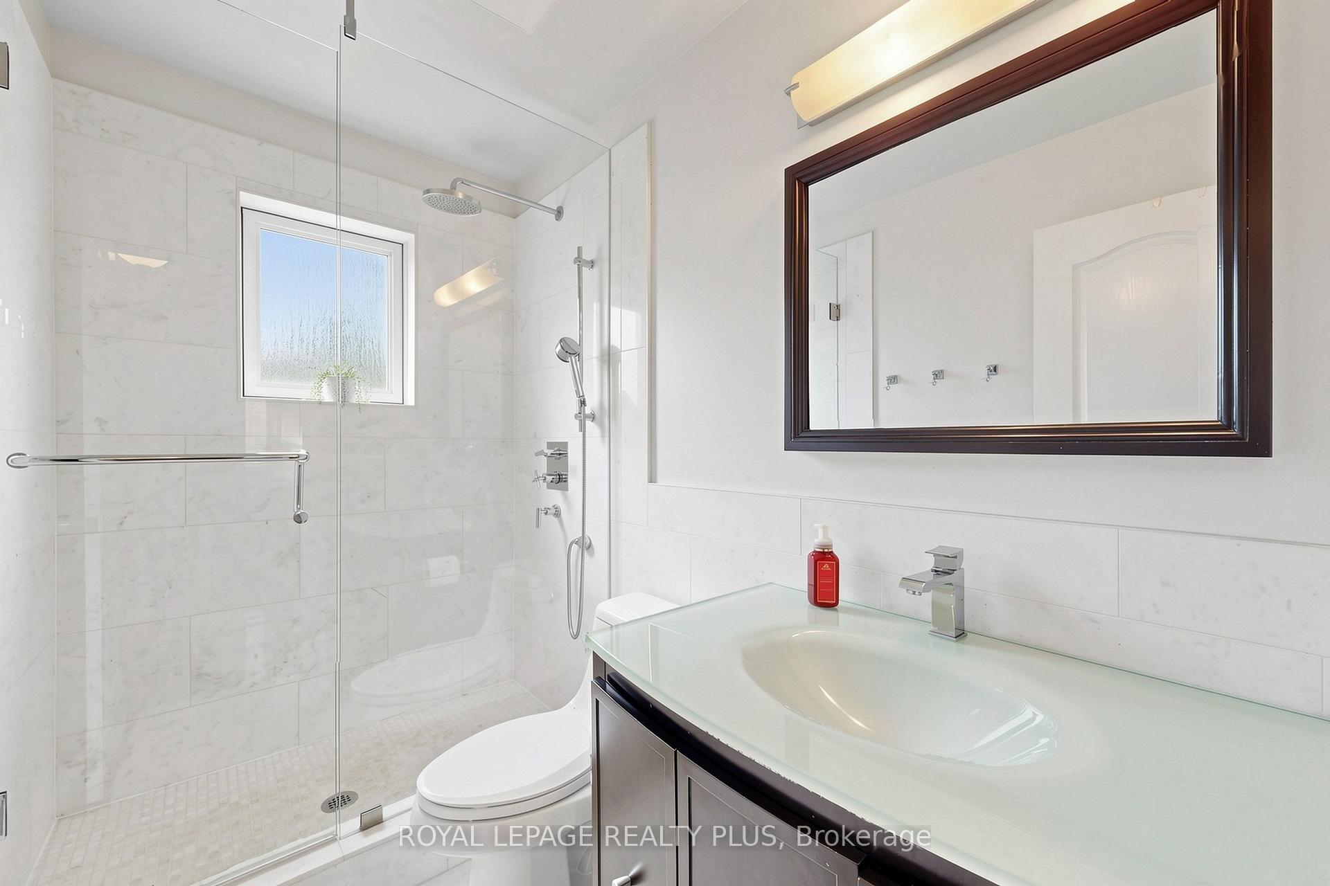 Photo 25 of 239 Westfield Trail, Oakville, River Oaks — HOMEH