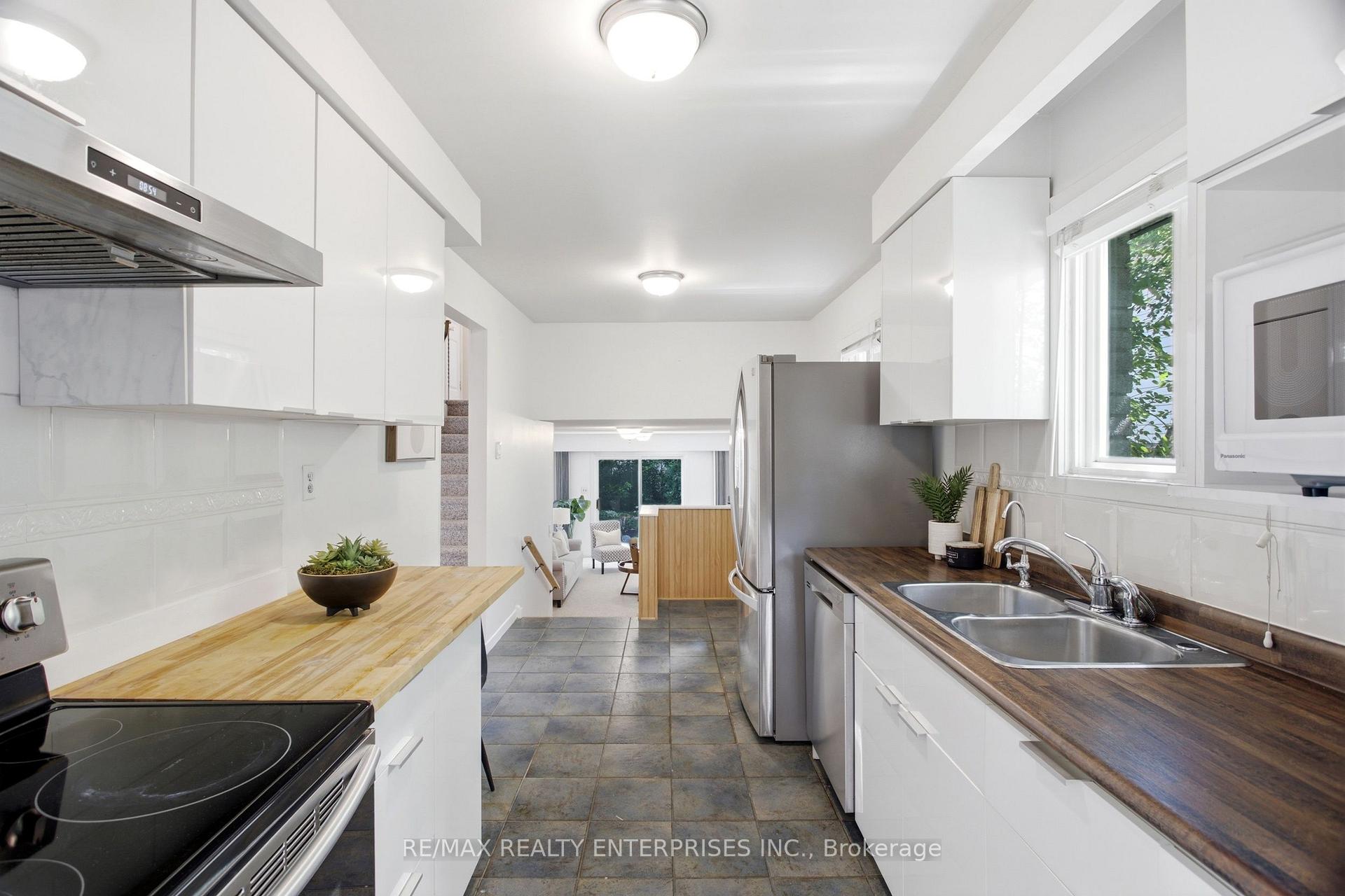Photo 12 of 2956 Windjammer Road, Mississauga, Erin Mills — HOMEH
