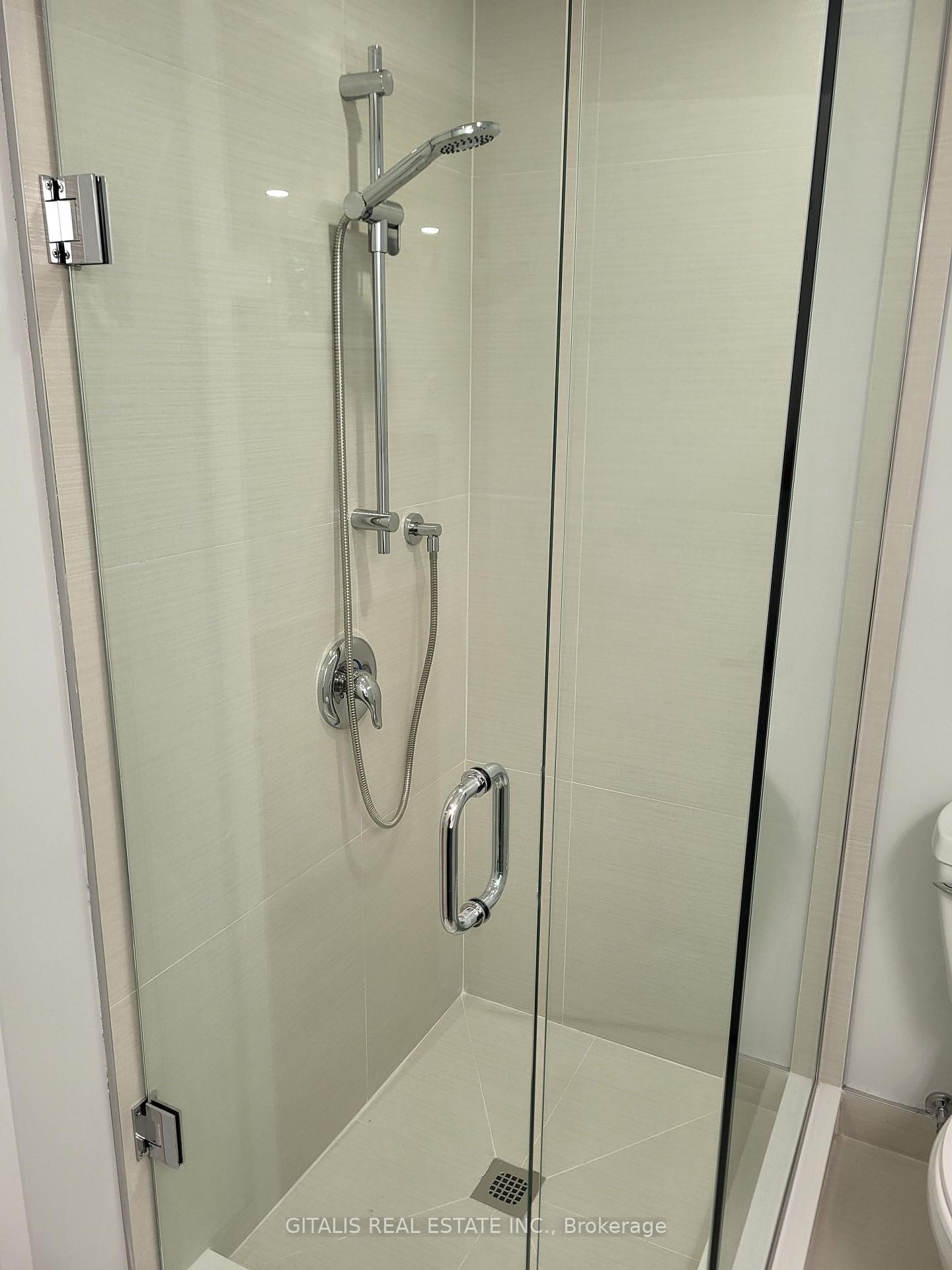 Photo 5 of Unit B2, 195 Oakmount Road N, Toronto, High Park North — HOMEH