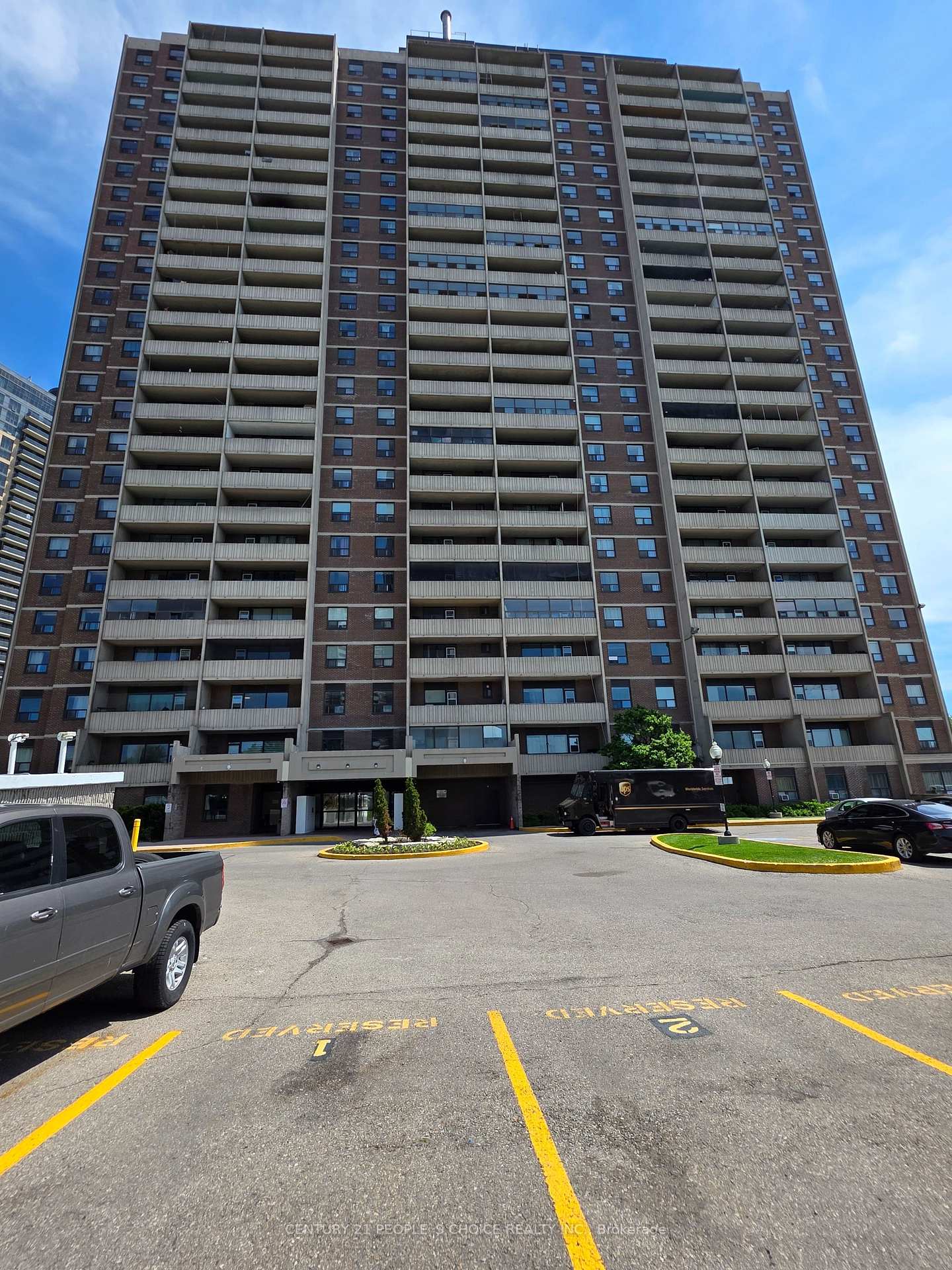Front of Unit 301, 3390 Weston Road