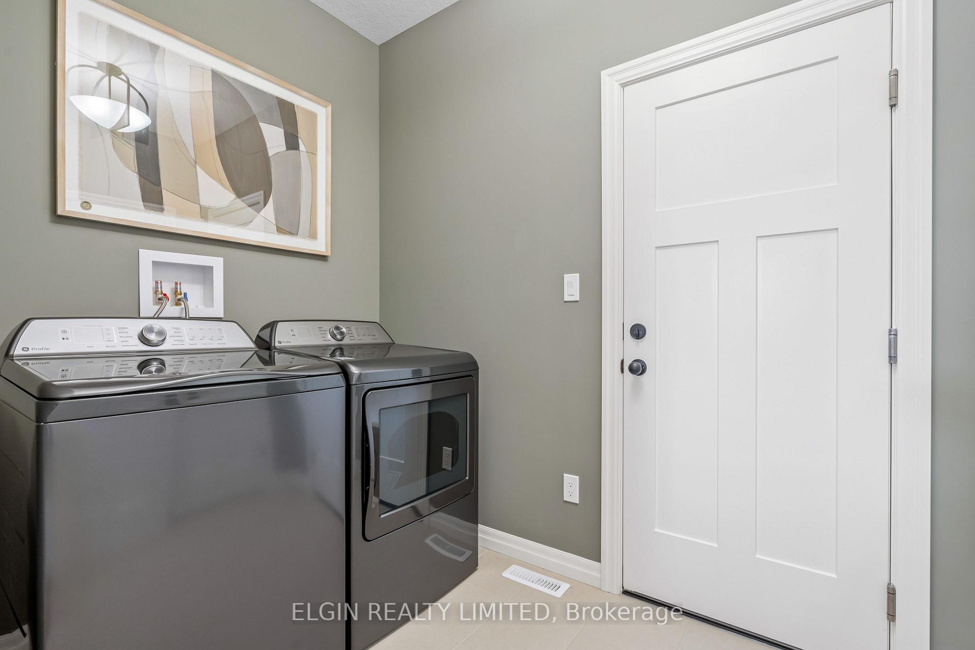 Photo 21 of 3 Hemlock Crescent, Aylmer — HOMEH