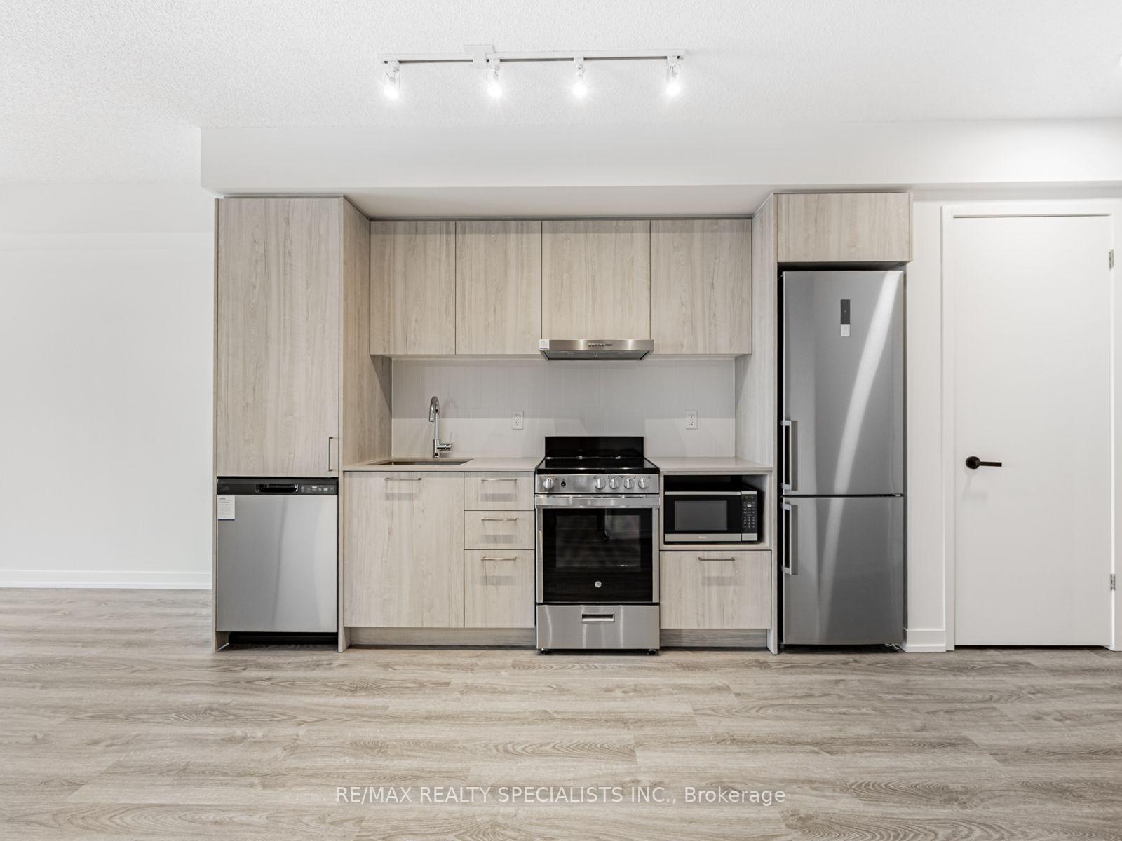 Photo 8 of Unit 3807, 195 Commerce Street, Vaughan, Vaughan Corporate Centre — HOMEH