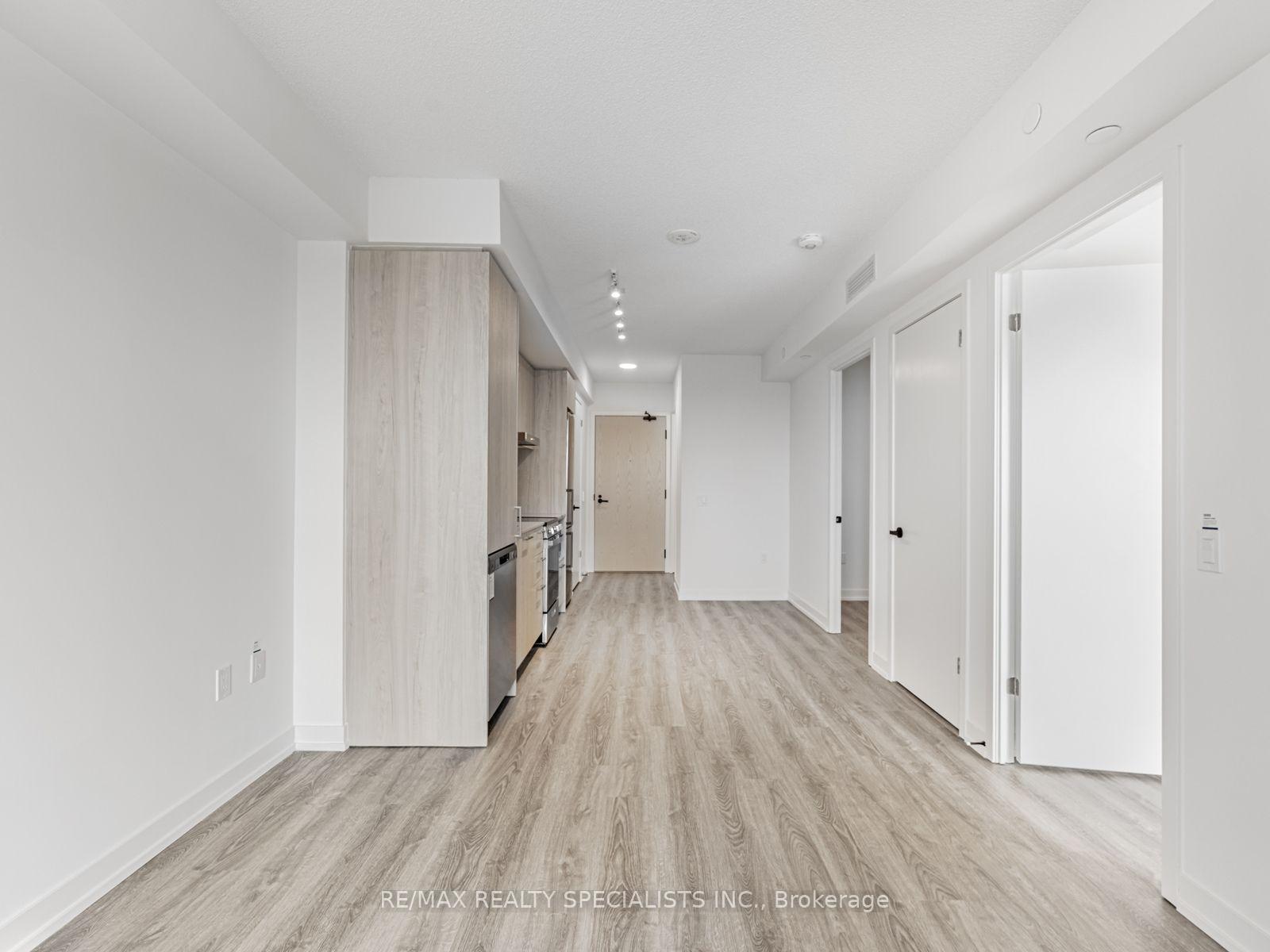 Photo 12 of Unit 3807, 195 Commerce Street, Vaughan, Vaughan Corporate Centre — HOMEH