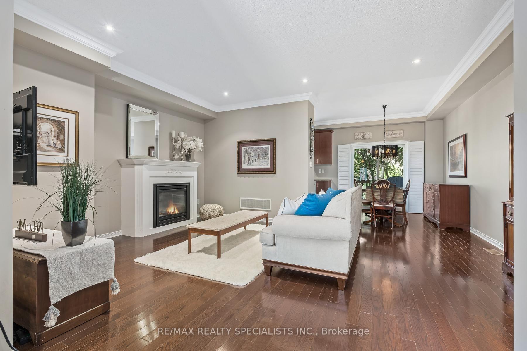 Photo 6 of 28 Chetholme Place, Halton Hills, Georgetown — HOMEH
