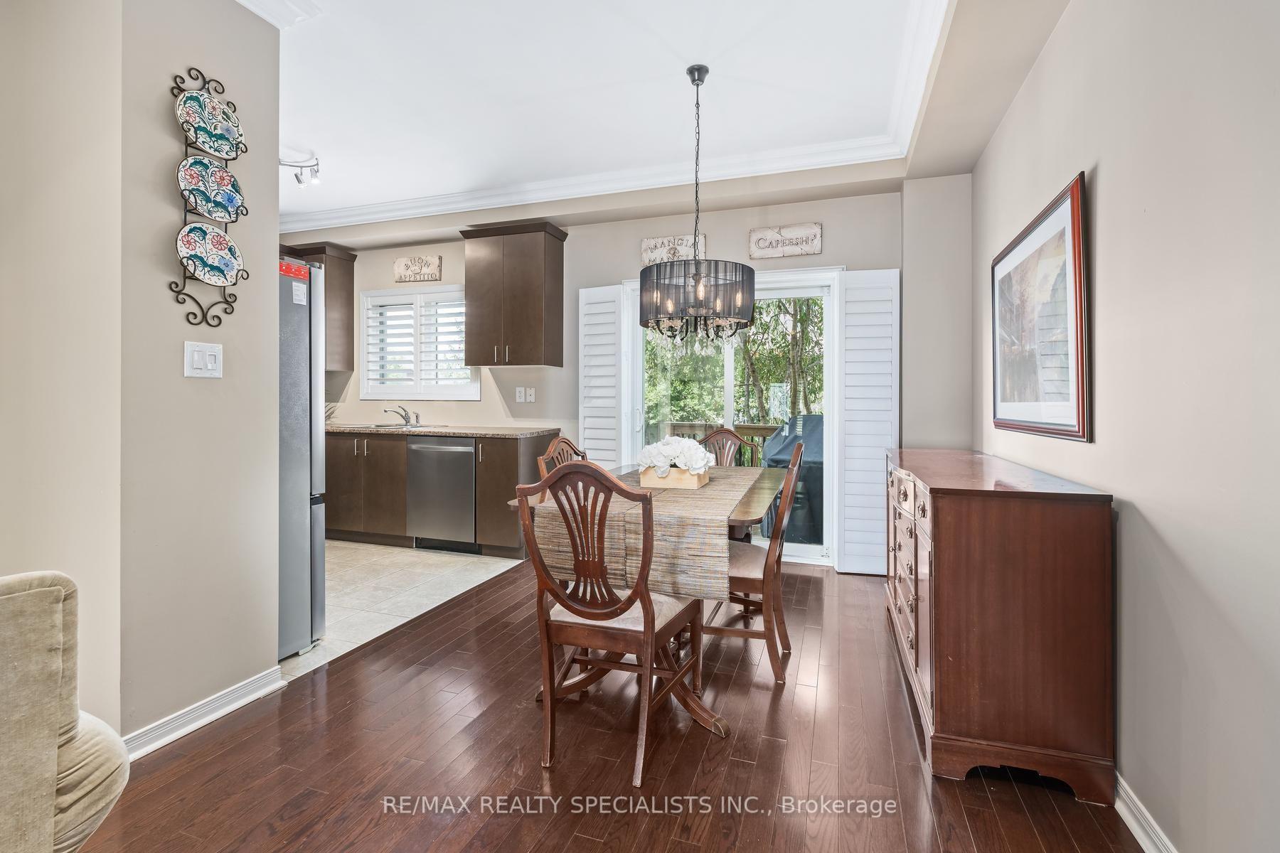Photo 11 of 28 Chetholme Place, Halton Hills, Georgetown — HOMEH