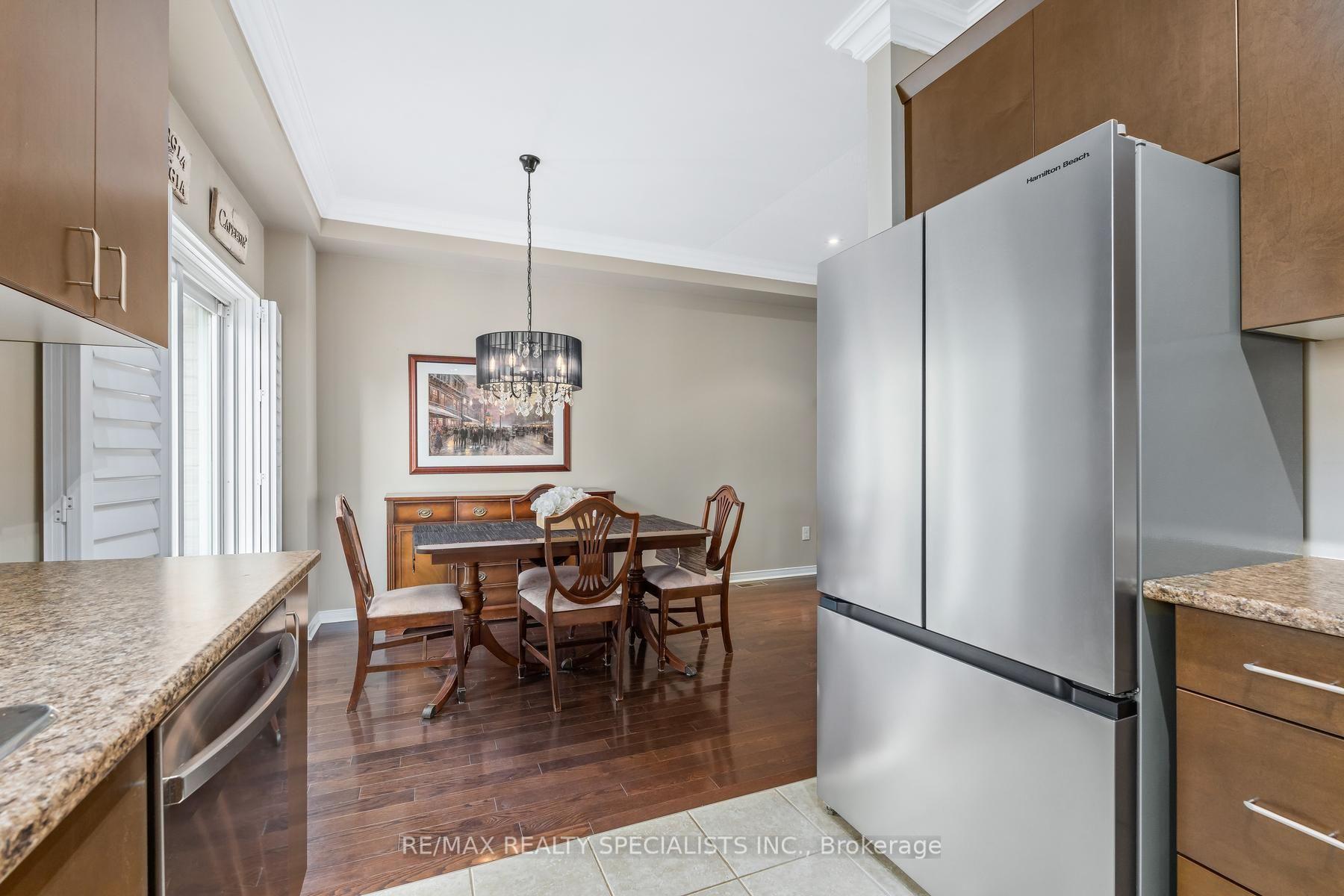 Photo 17 of 28 Chetholme Place, Halton Hills, Georgetown — HOMEH
