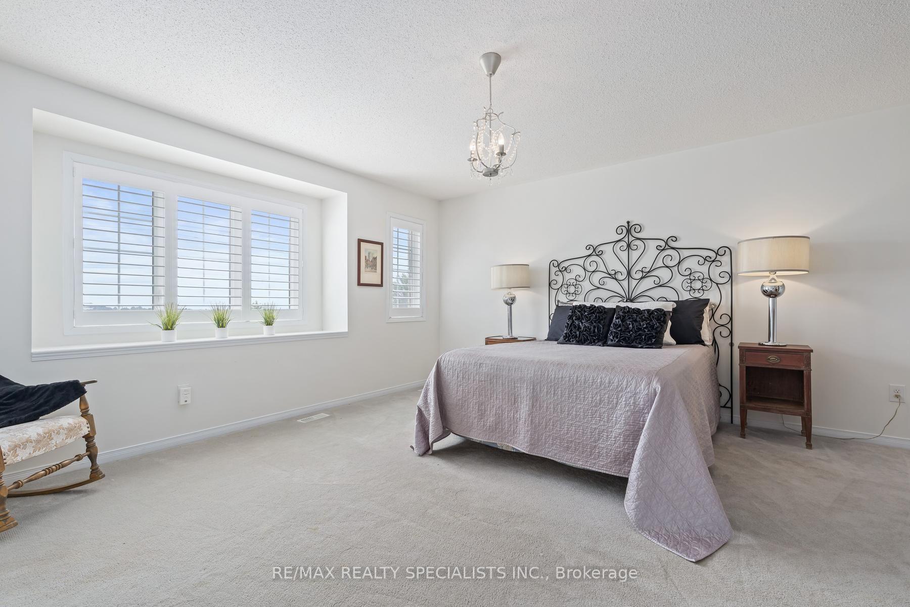 Photo 20 of 28 Chetholme Place, Halton Hills, Georgetown — HOMEH