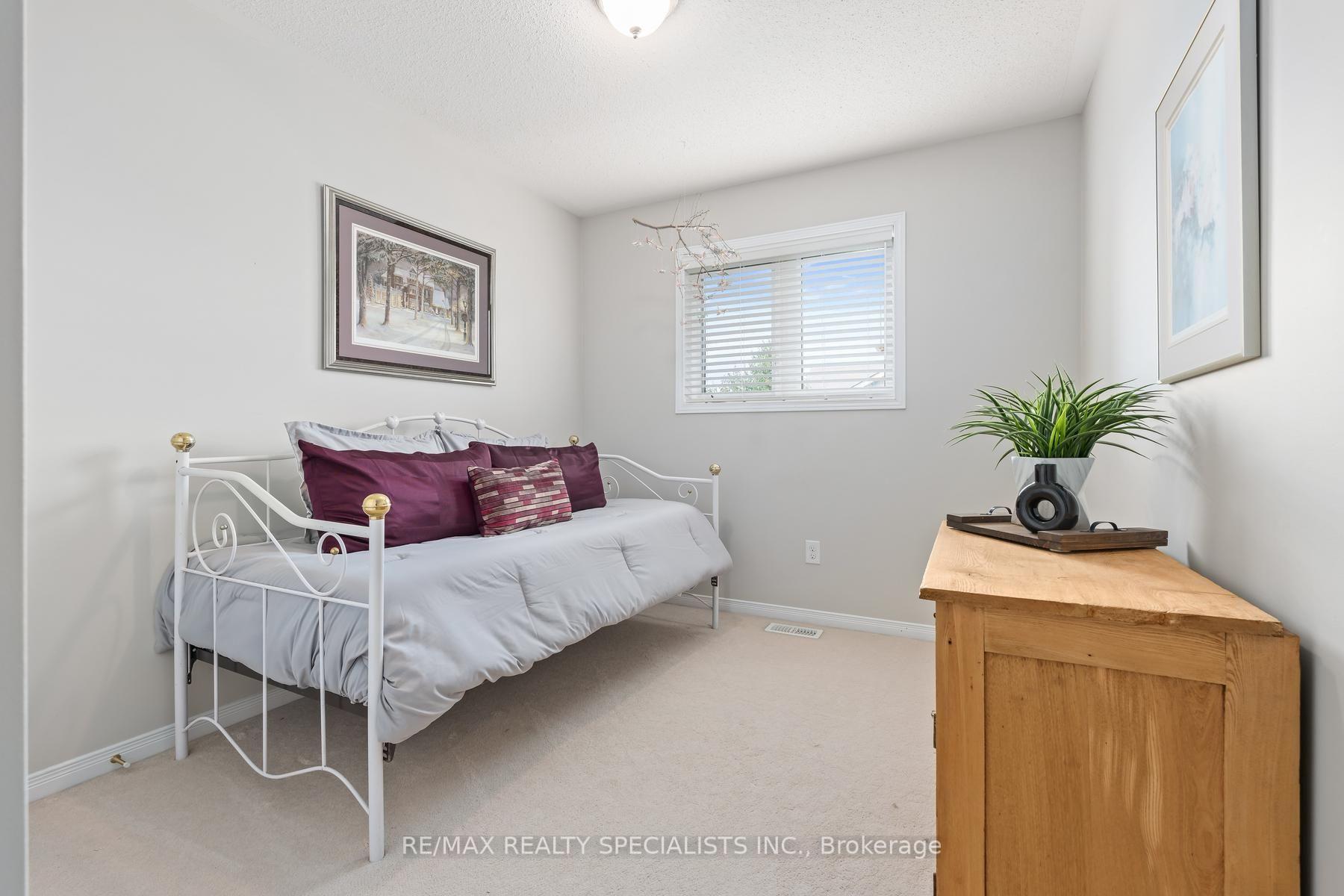 Photo 26 of 28 Chetholme Place, Halton Hills, Georgetown — HOMEH