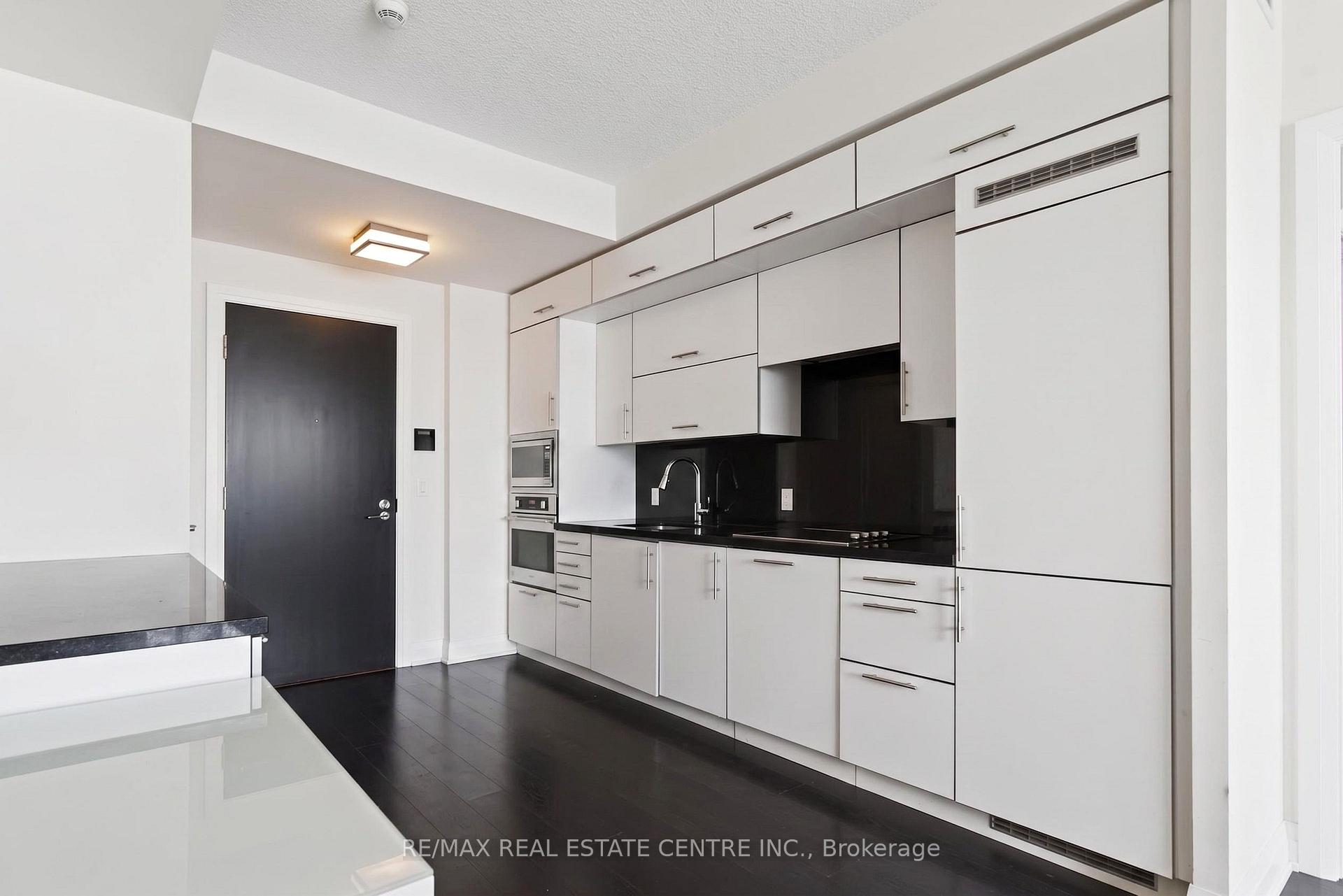 Photo 5 of Unit 4122, 5 Sheppard Avenue E, North York, Willowdale East — HOMEH