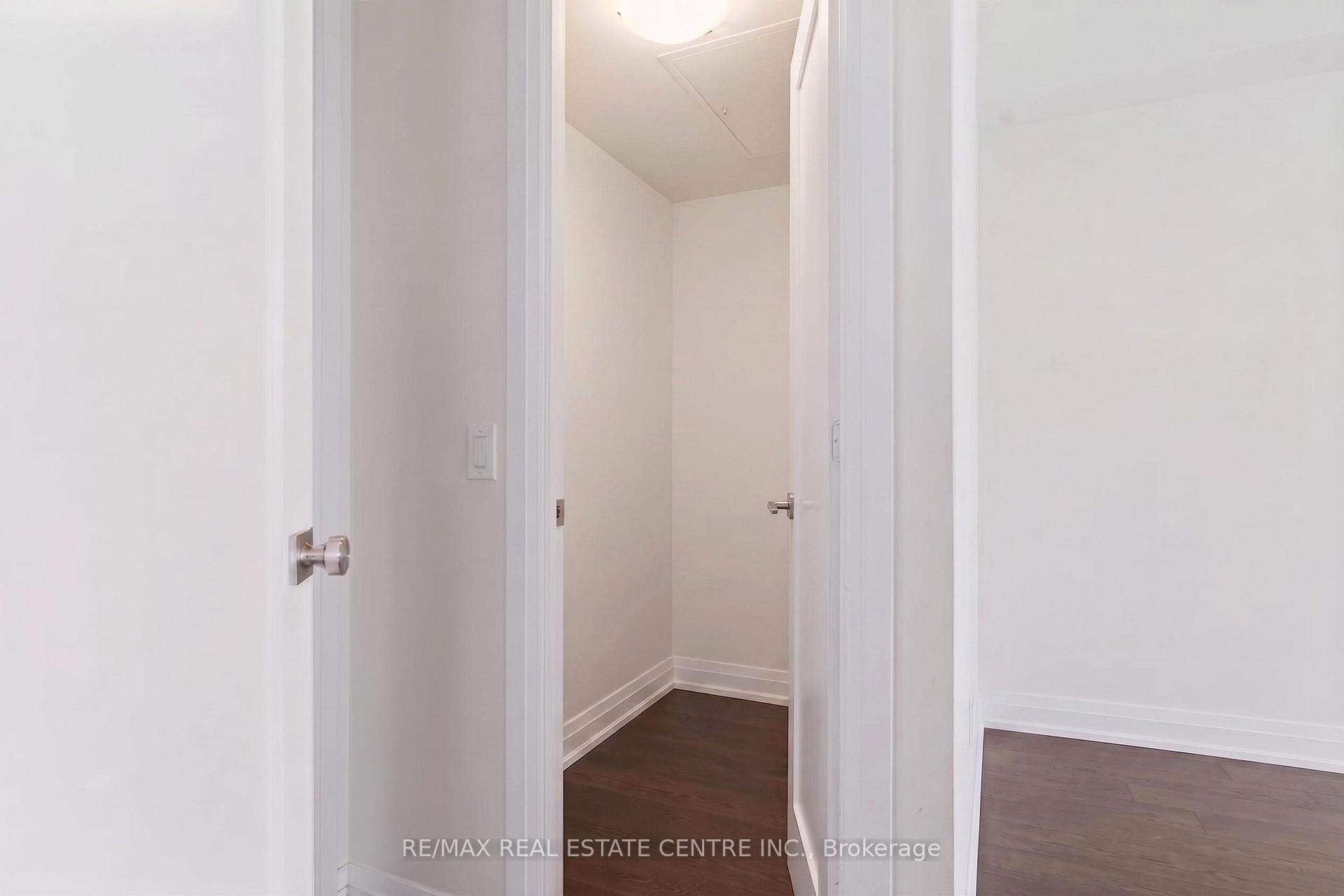 Photo 12 of Unit 4122, 5 Sheppard Avenue E, North York, Willowdale East — HOMEH