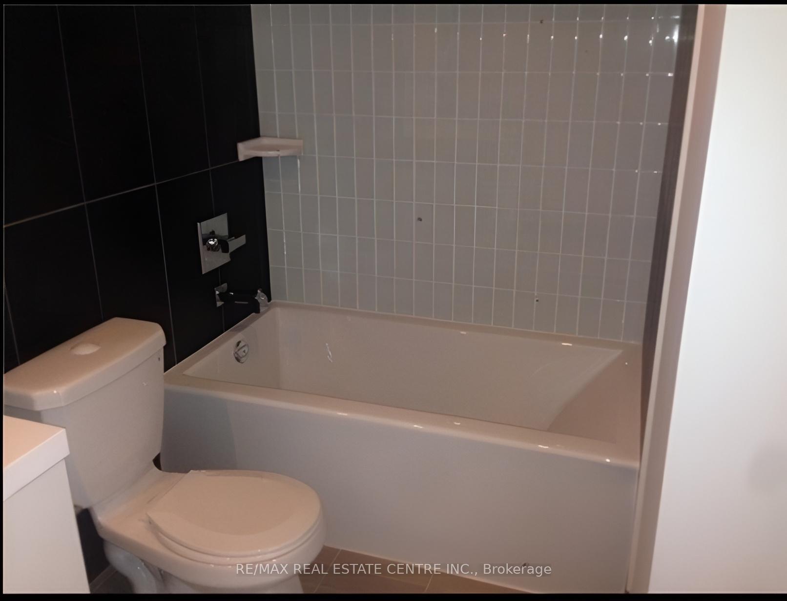 Photo 17 of Unit 4122, 5 Sheppard Avenue E, North York, Willowdale East — HOMEH