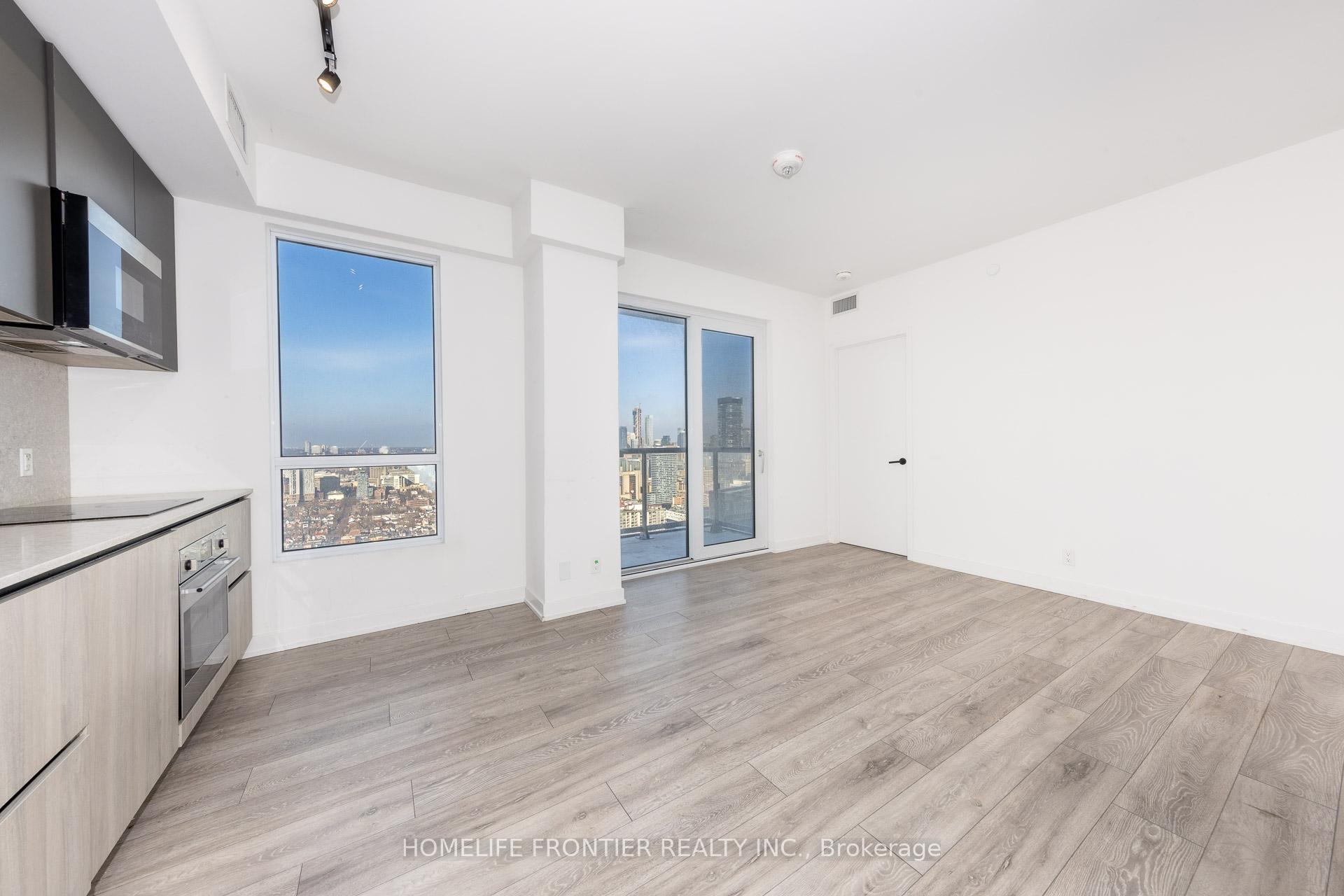 Photo 3 of Unit 4702, 108 Peter Street, Toronto, Waterfront Communities — HOMEH