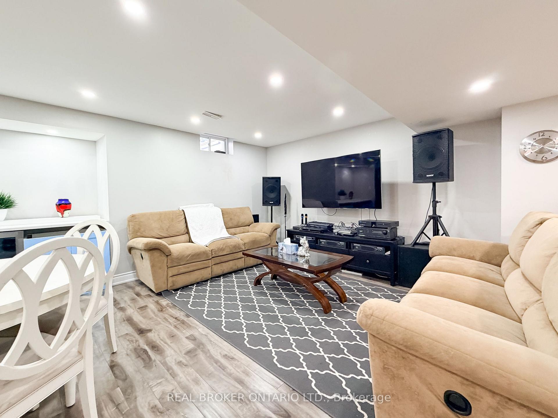 Photo 3 of Unit Basement, 135 Goodwin Crescent, Milton, Ford — HOMEH