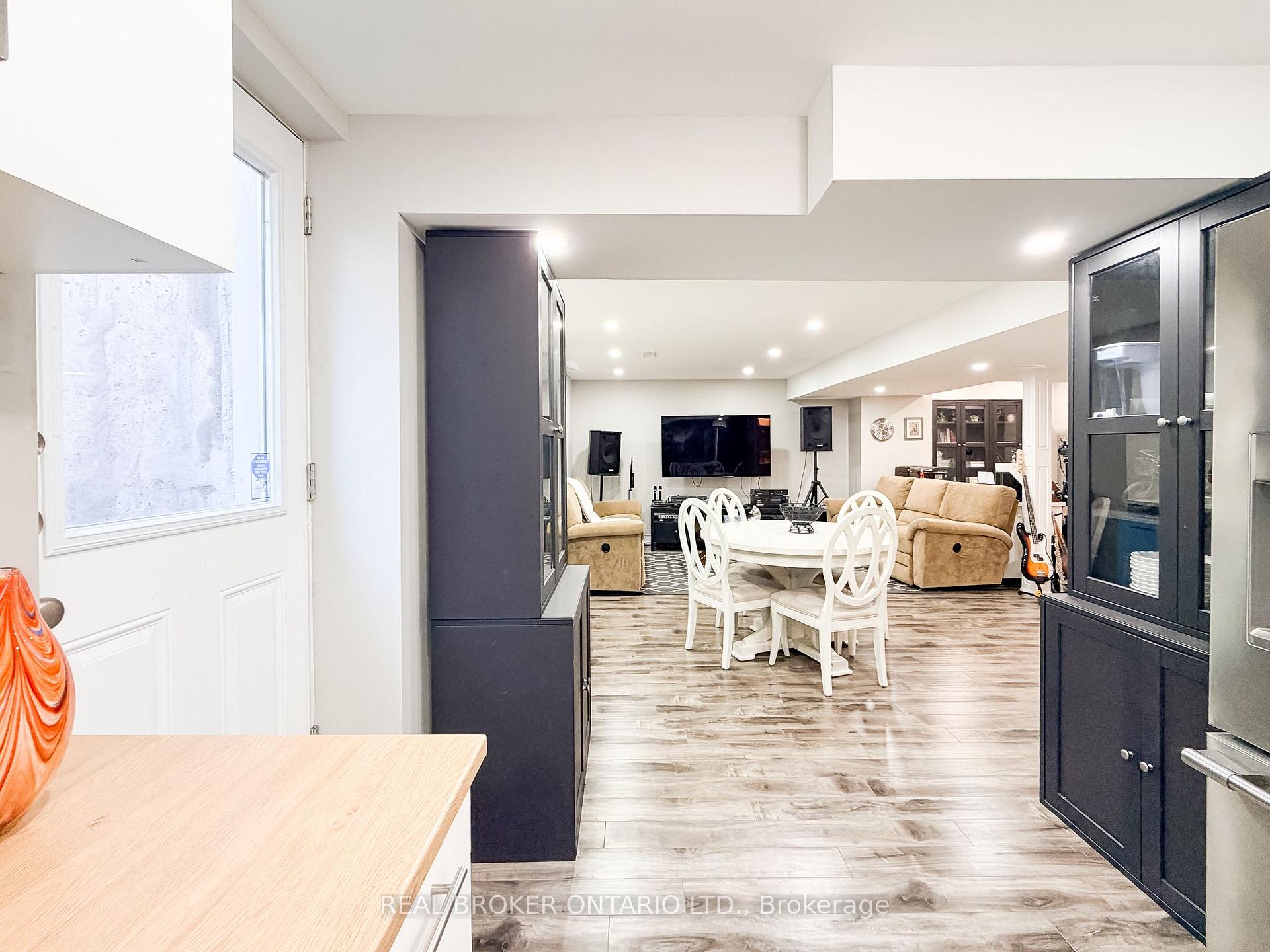 Photo 5 of Unit Basement, 135 Goodwin Crescent, Milton, Ford — HOMEH