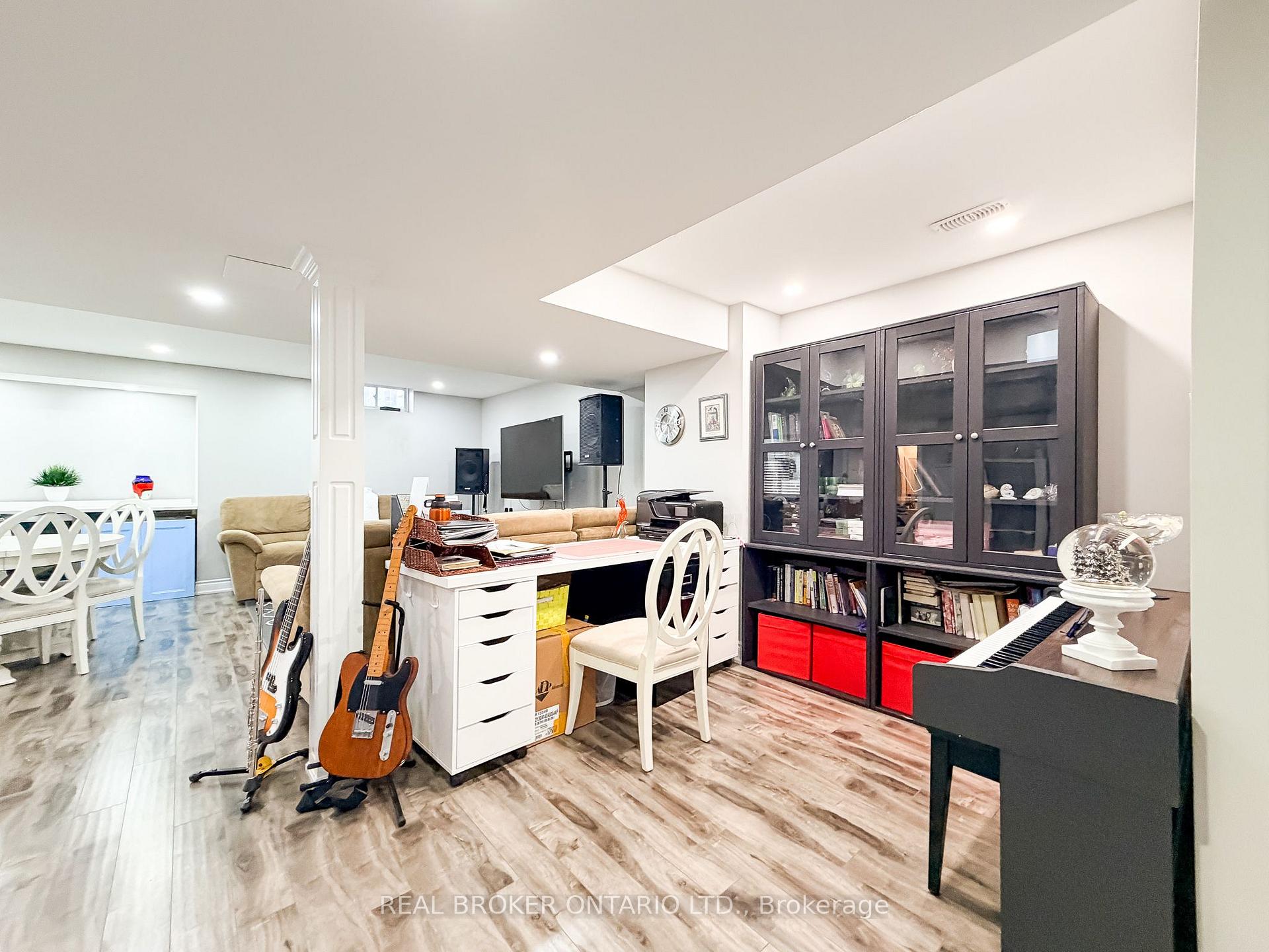 Photo 18 of Unit Basement, 135 Goodwin Crescent, Milton, Ford — HOMEH