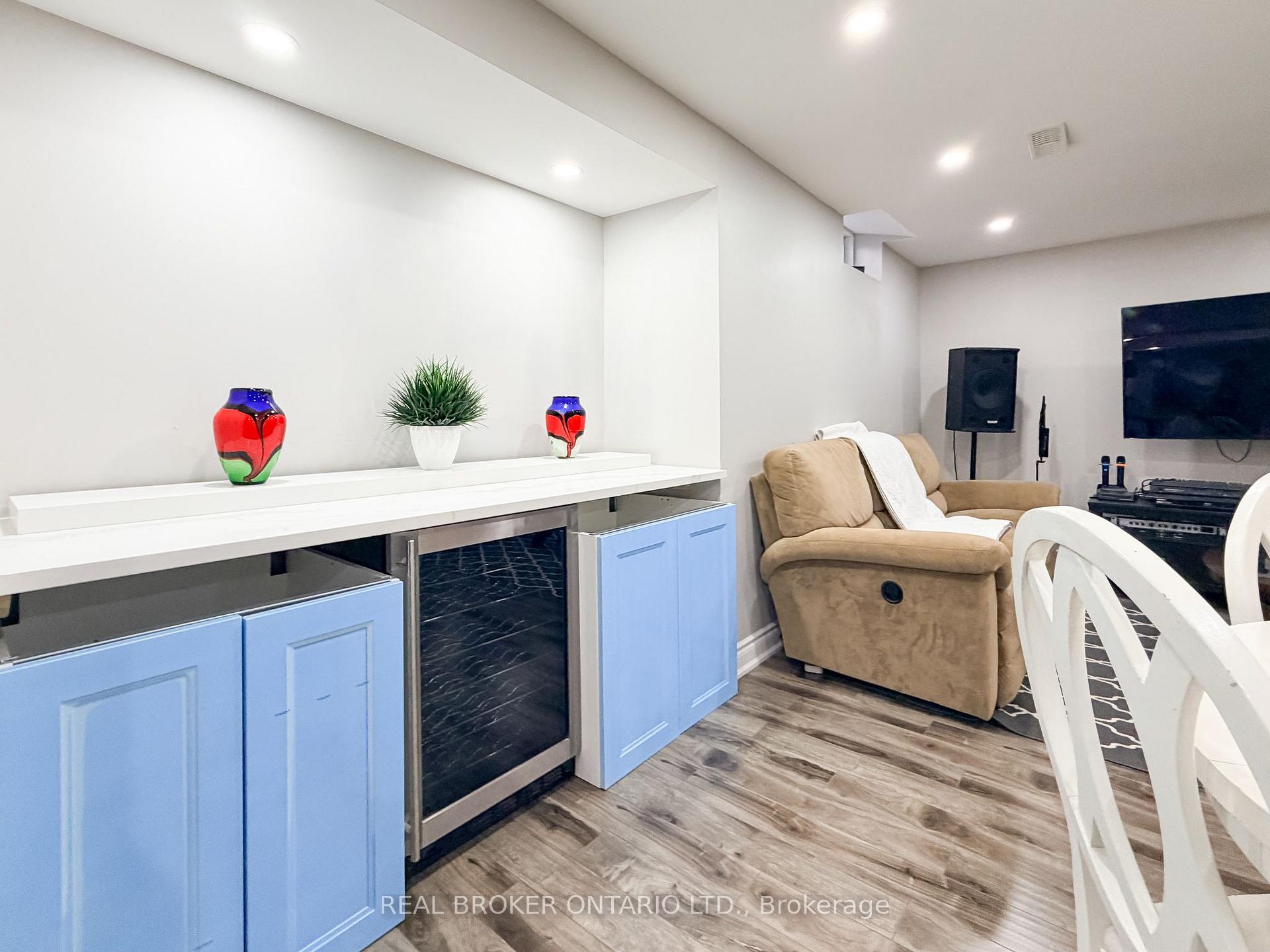 Photo 22 of Unit Basement, 135 Goodwin Crescent, Milton, Ford — HOMEH