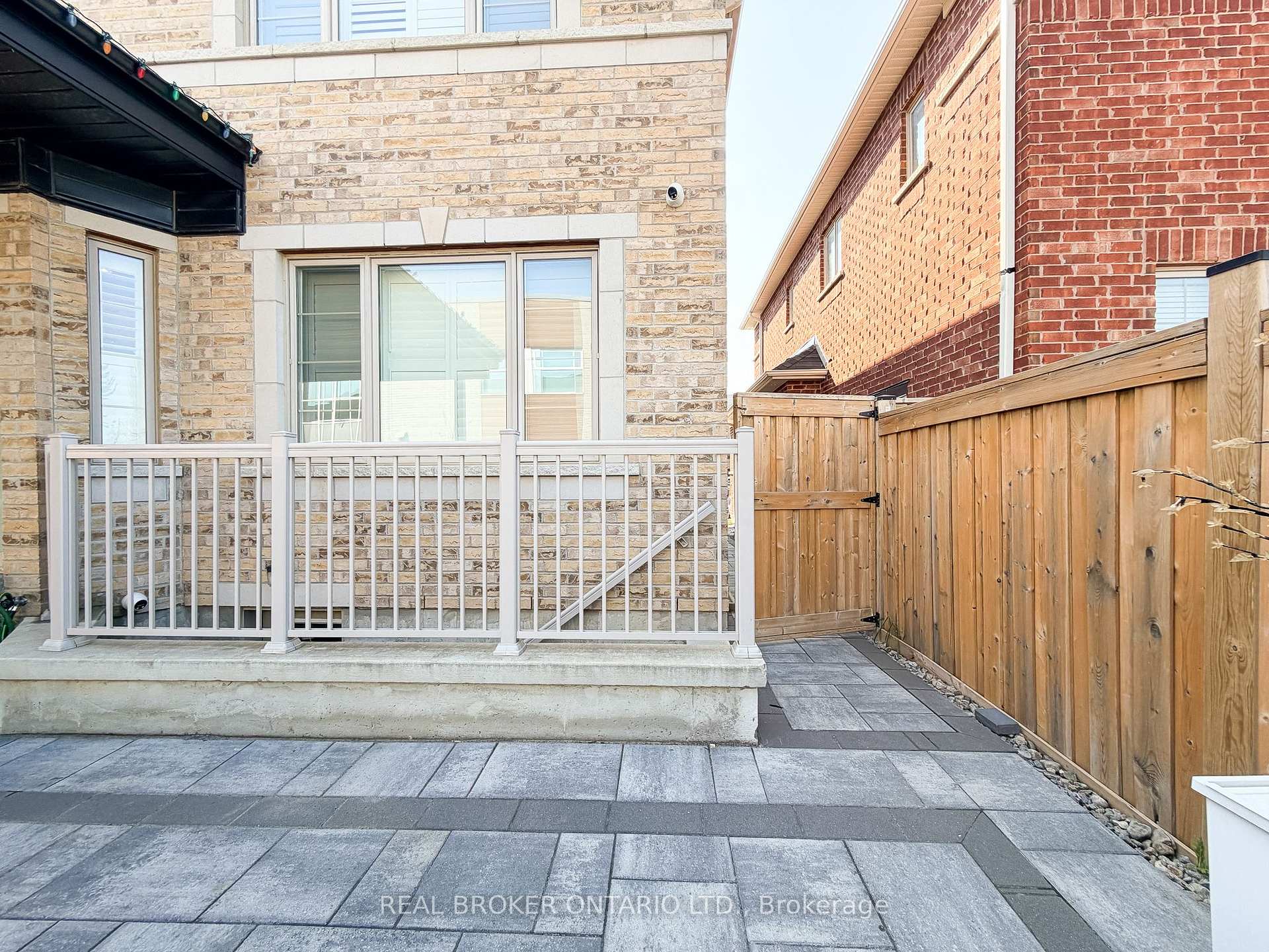 Photo 28 of Unit Basement, 135 Goodwin Crescent, Milton, Ford — HOMEH