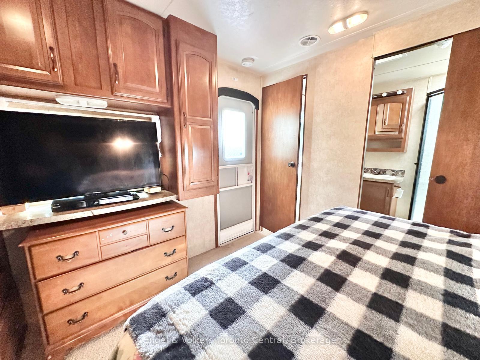 Photo 16 of Unit S 8, 7489 Sideroad 5 E, Wellington North, Rural Wellington North — HOMEH