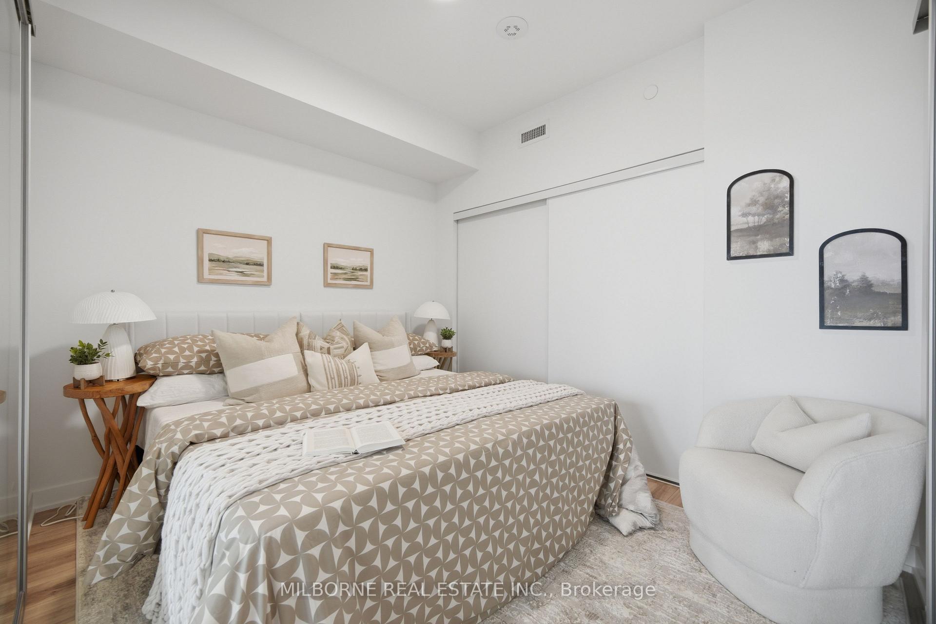 Photo 5 of Unit 708, 1660 Bloor Street W, Toronto, High Park North — HOMEH
