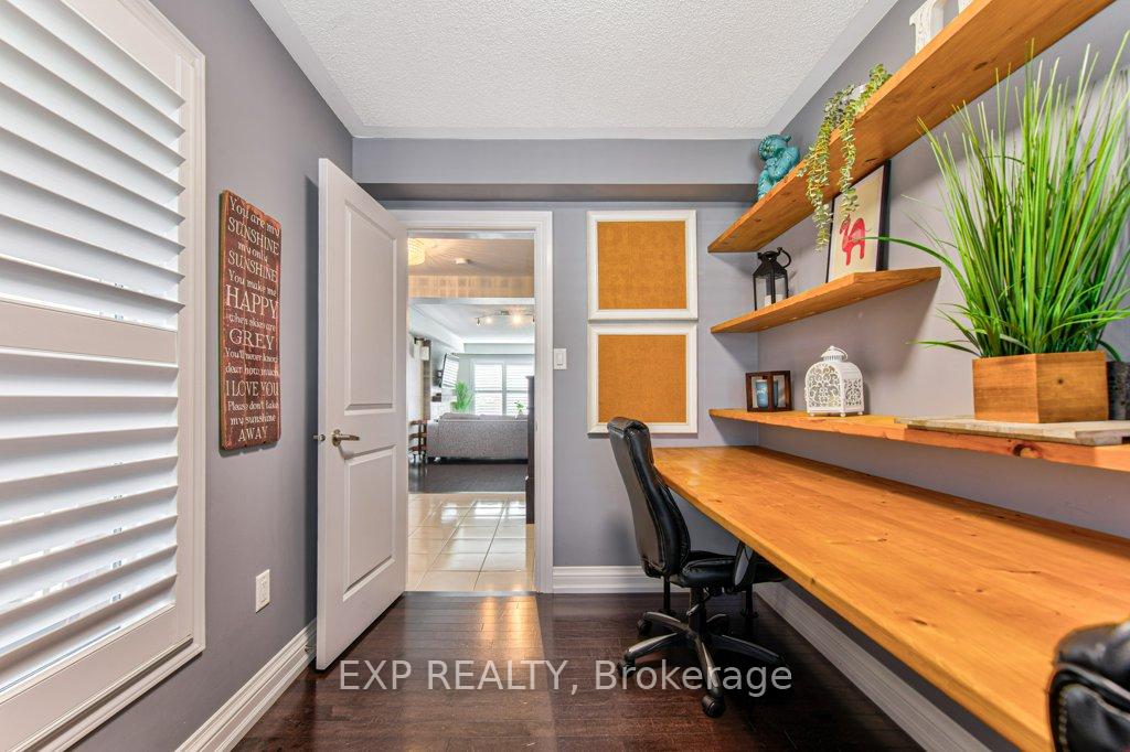 Photo 9 of 76 Ruhl Drive, Milton, Willmott — HOMEH