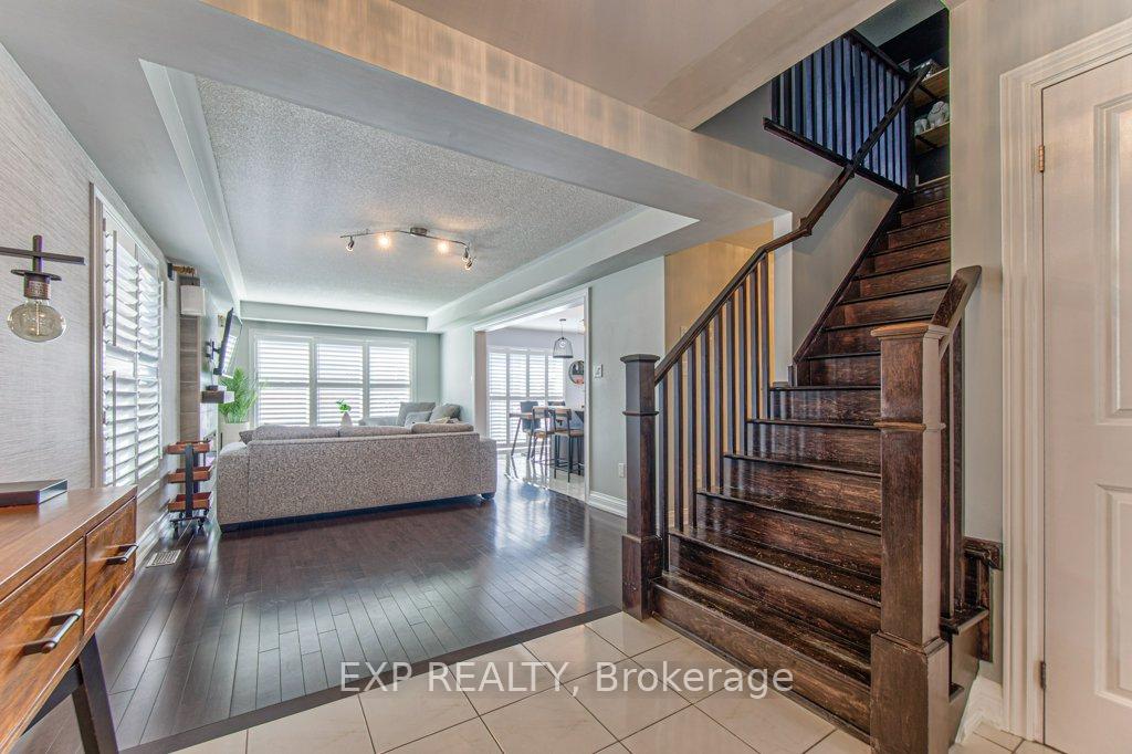 Photo 10 of 76 Ruhl Drive, Milton, Willmott — HOMEH