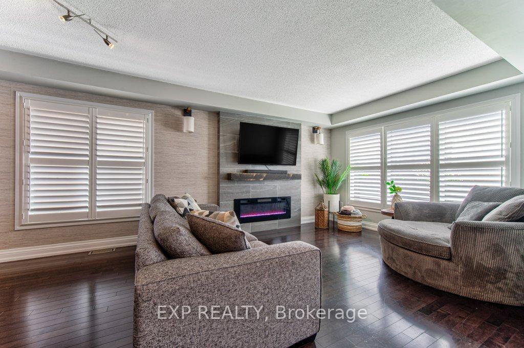 Photo 13 of 76 Ruhl Drive, Milton, Willmott — HOMEH